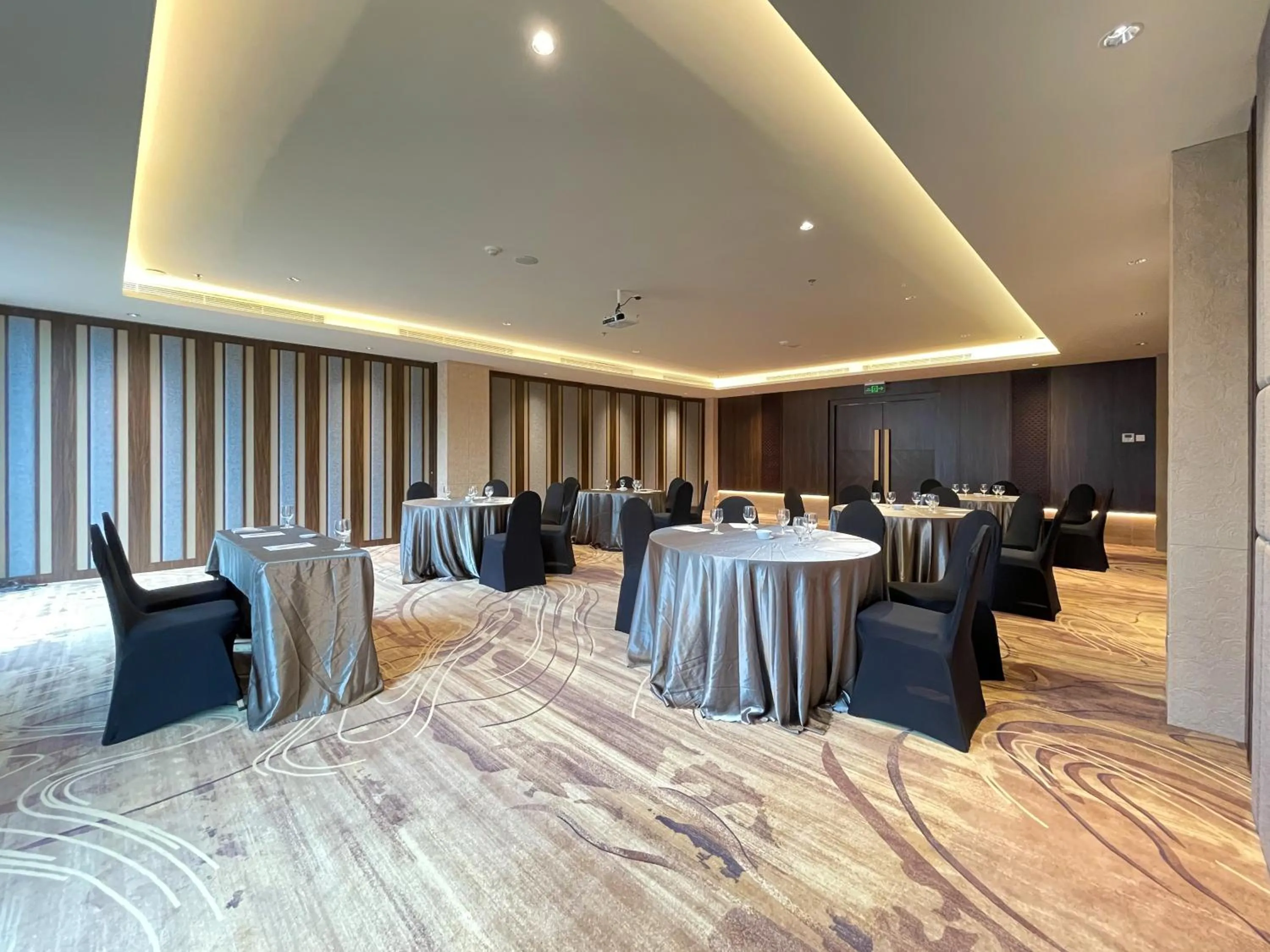 Business facilities in ARTOTEL Batam
