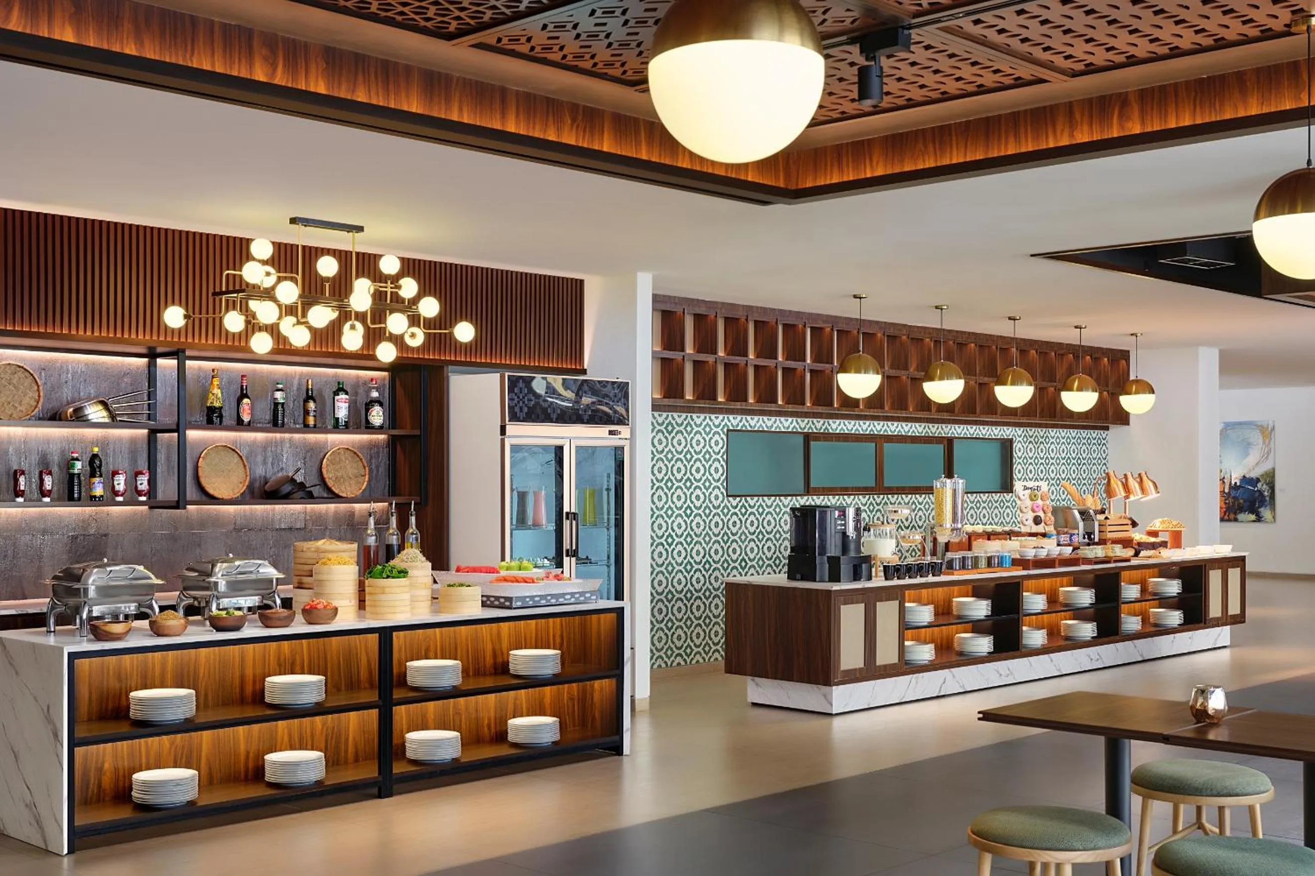 Restaurant/places to eat in ARTOTEL Batam