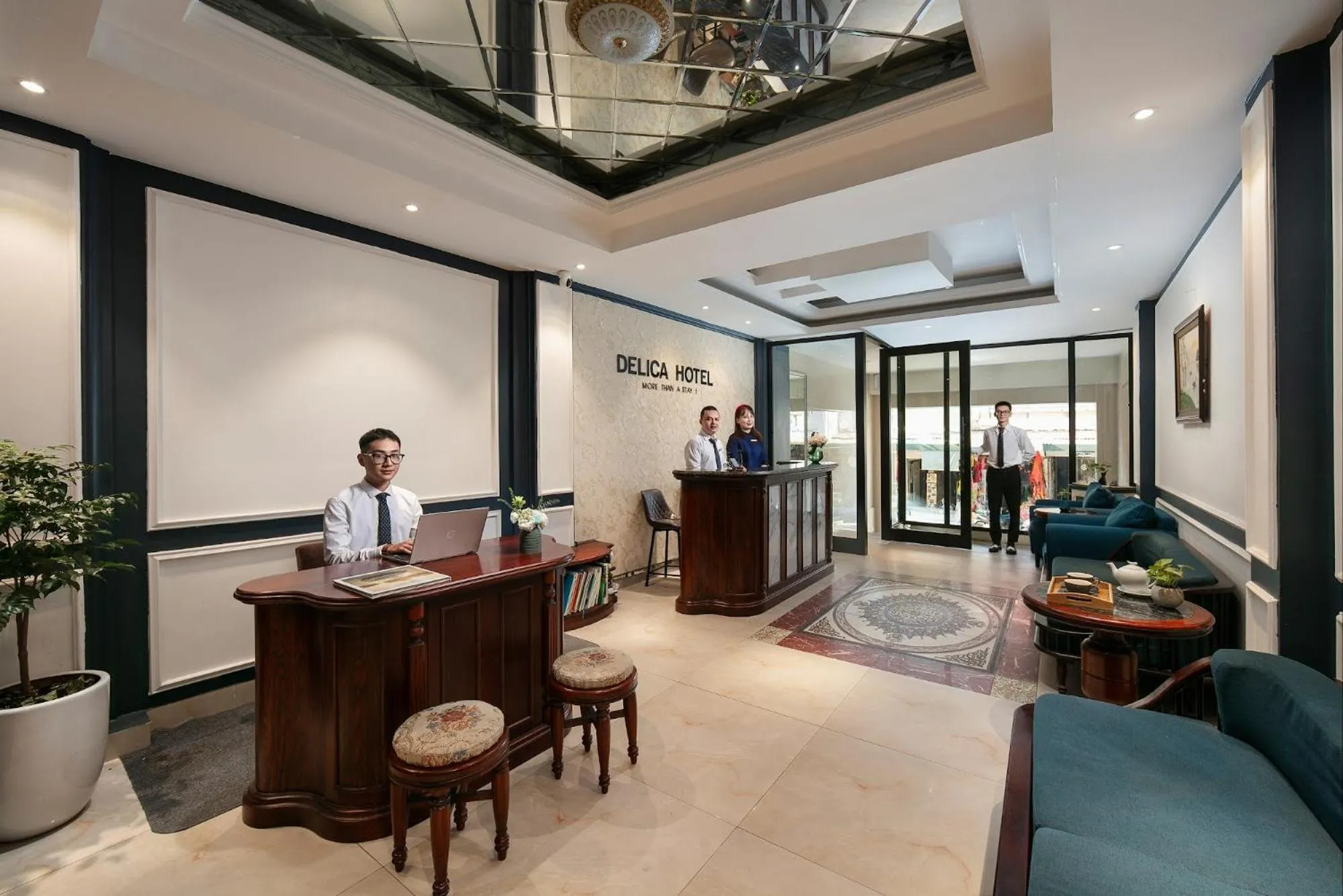 Seating area in Delica Premium Hotel