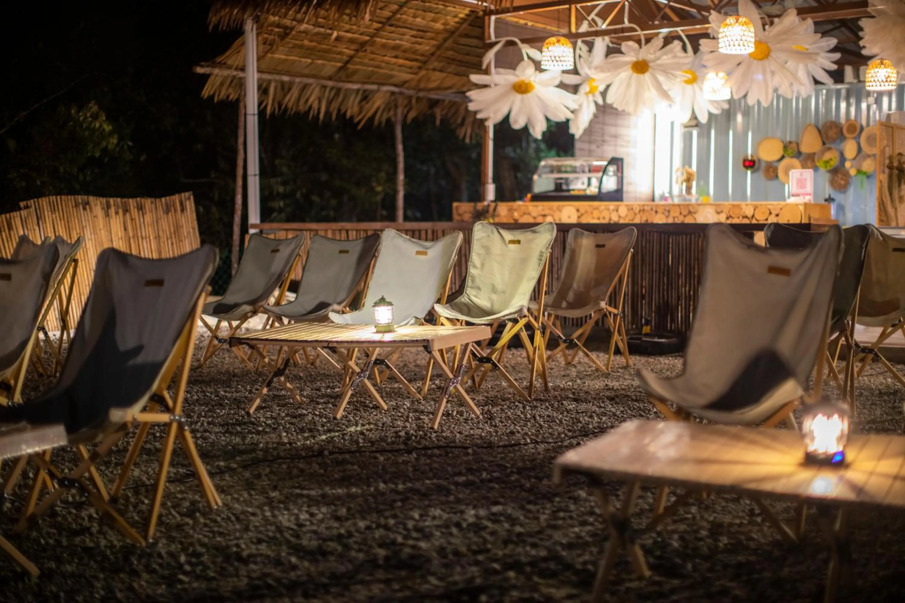 Seating area in Stellar GoldenHill Cameron