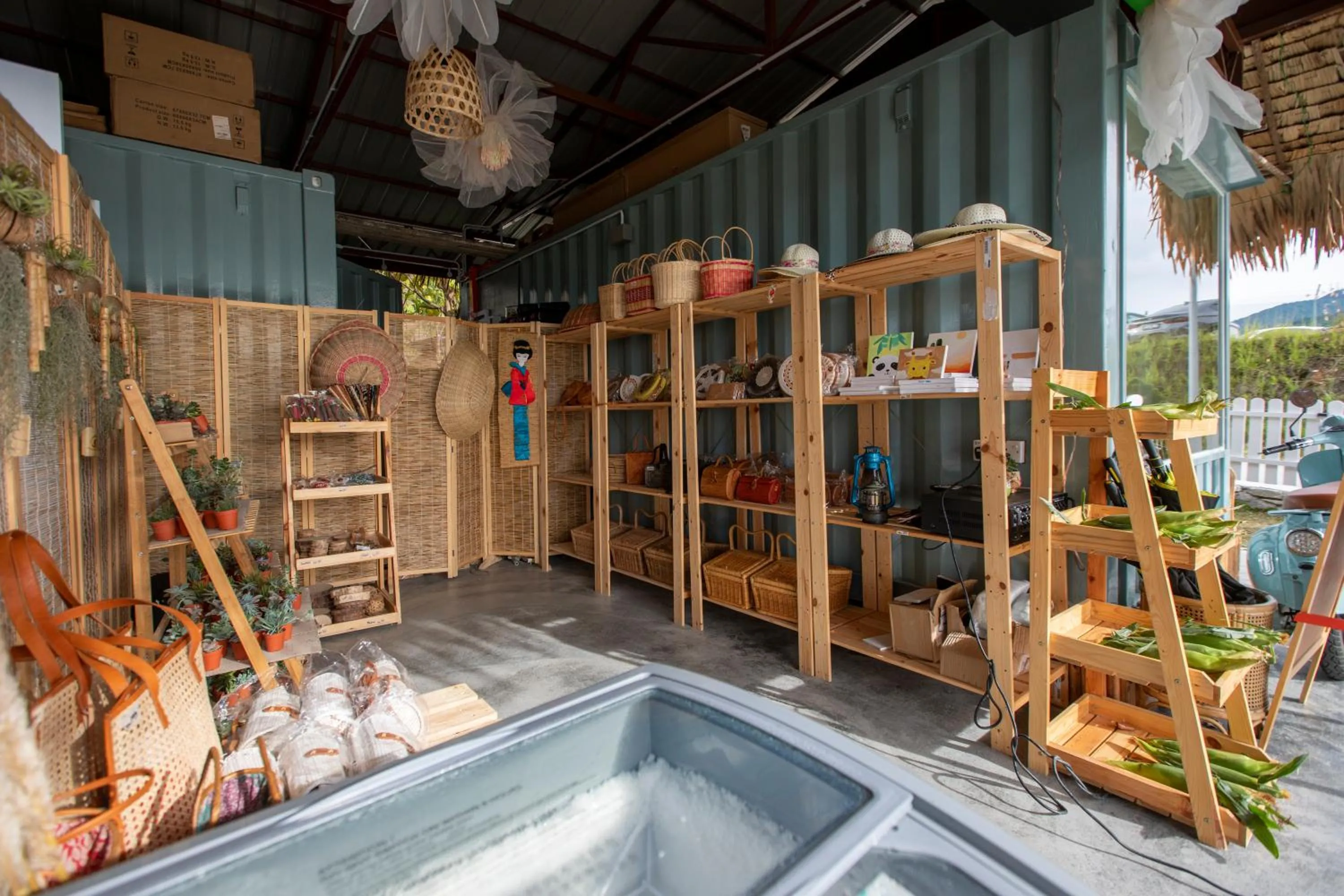 concierge in Stellar GoldenHill Cameron