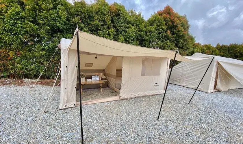 Luxe Tent 3 Pax ( Shared Bathroom) in Stellar GoldenHill Cameron Luxe Tent 3 Pax ( Shared Bathroom) in Stellar GoldenHill Cameron