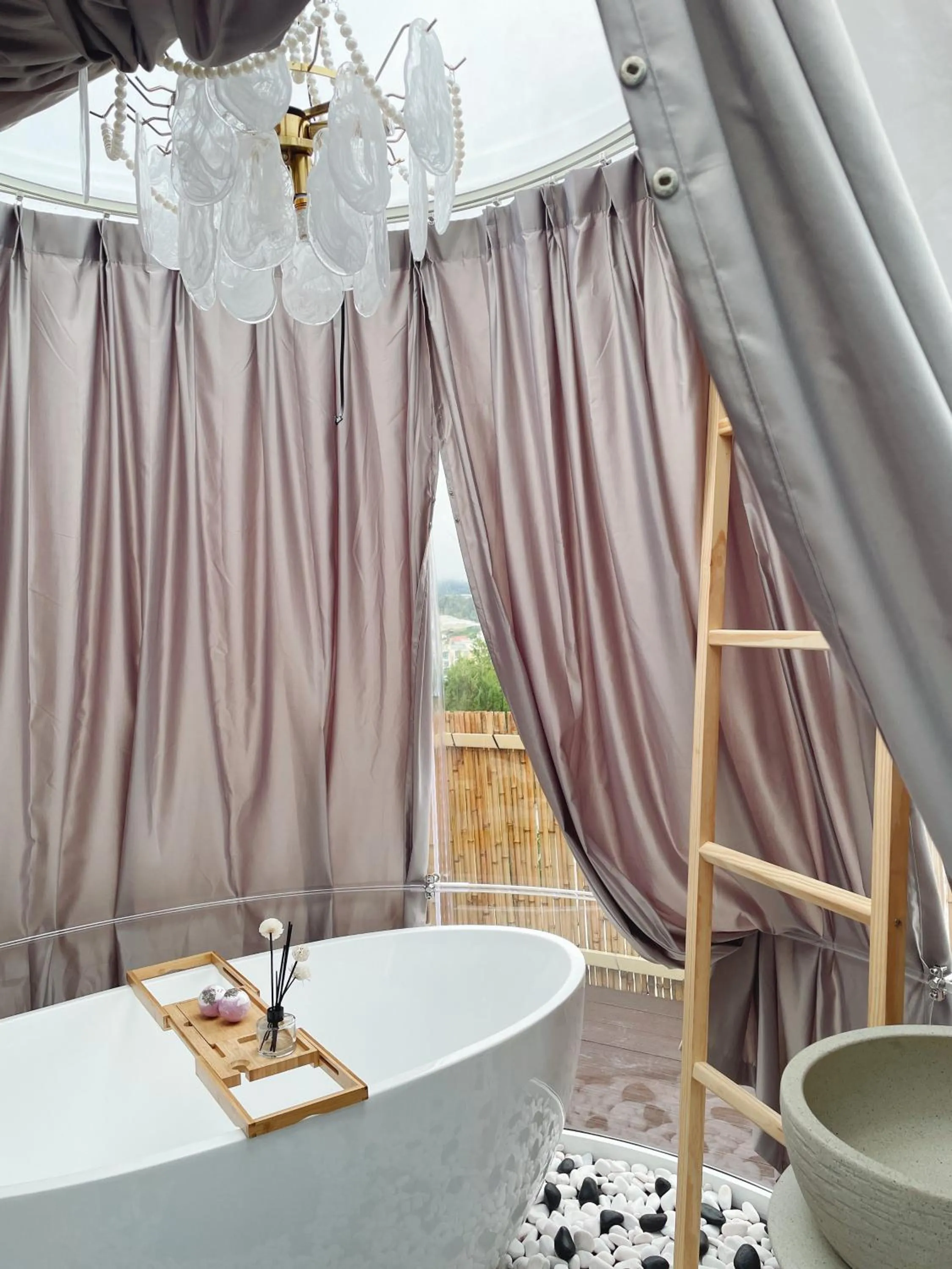 Stellar GoldenHill Cameron