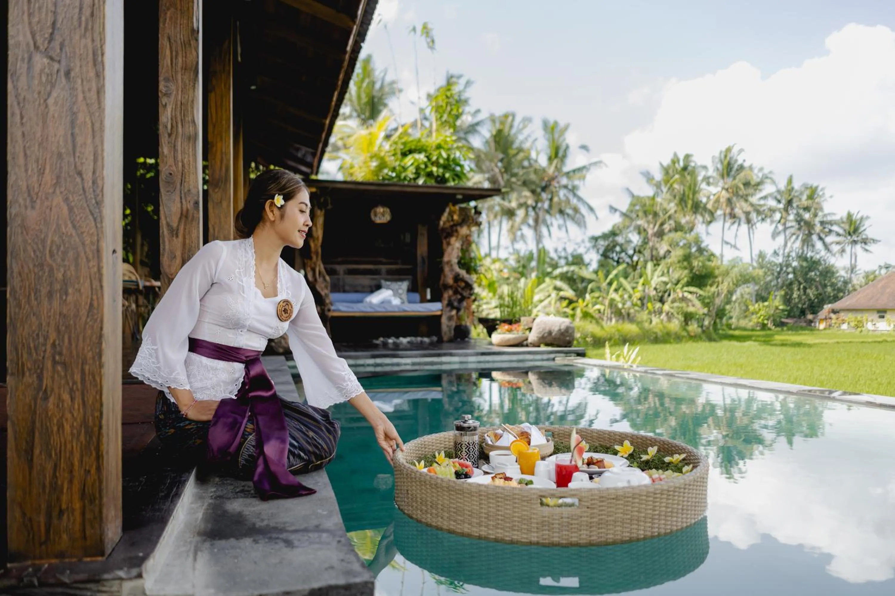 Breakfast in Airsania Ubud Antique Villas