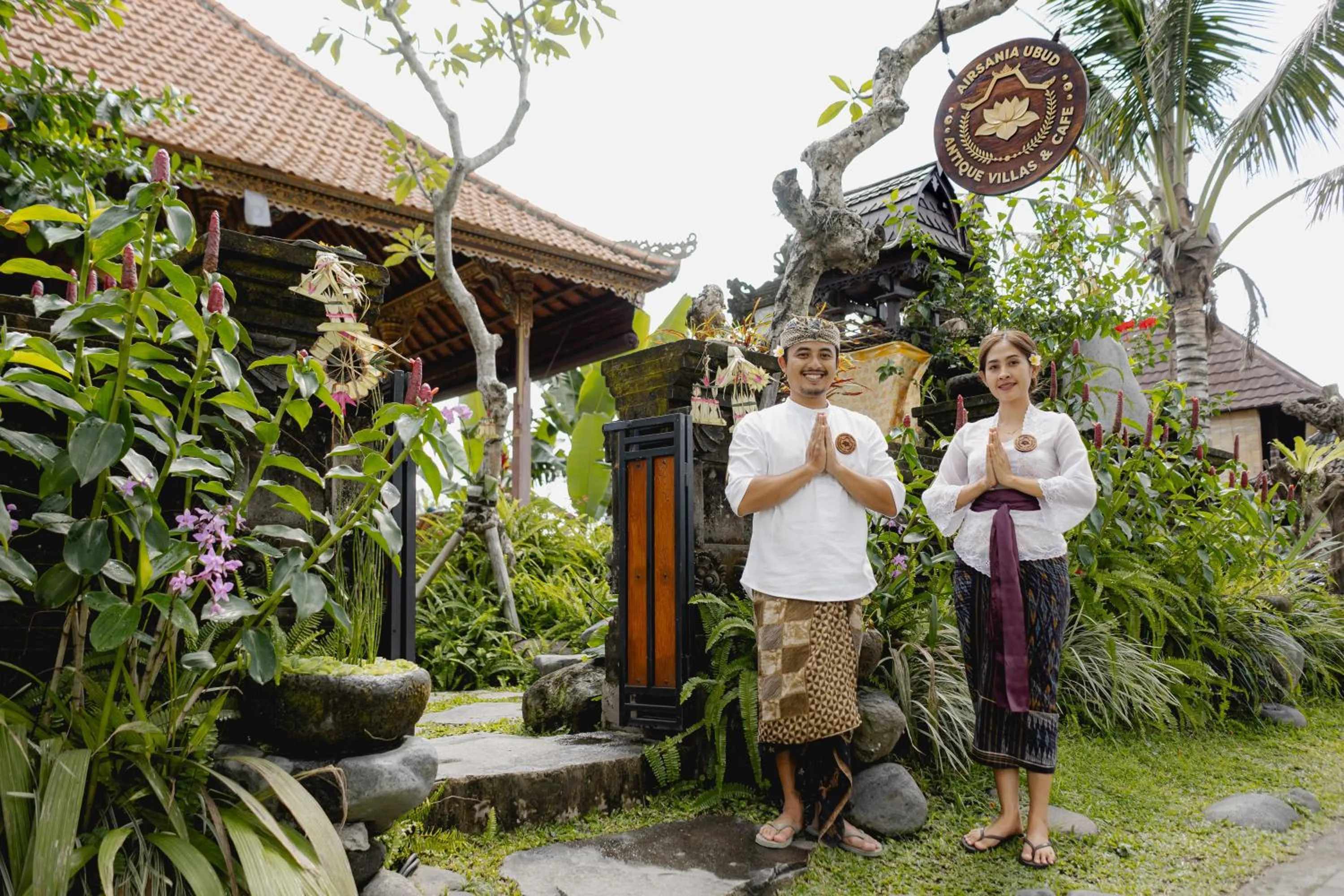 Staff in Airsania Ubud Antique Villas