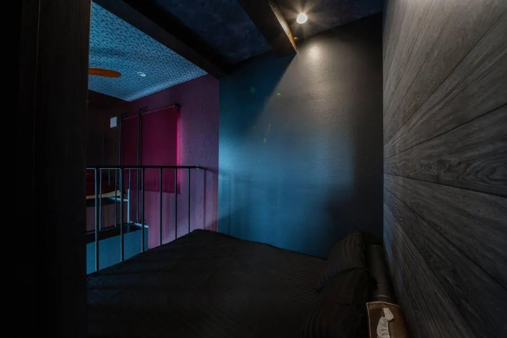 Bed in THE BEEHIVE AIOI