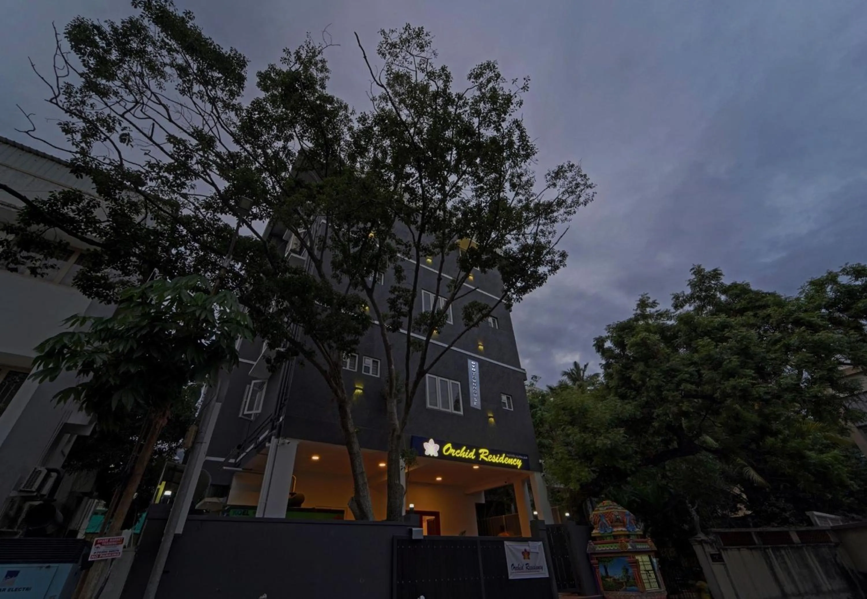 Facade/entrance in Super Townhouse ORCHID RESIDENCY Near T.Nagar