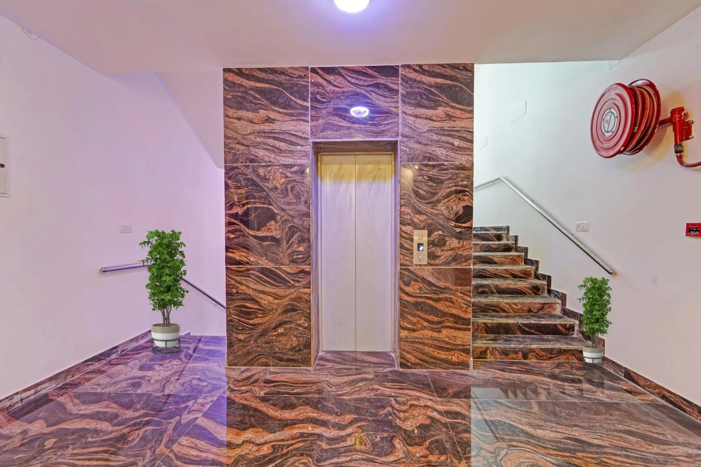 Lobby or reception in Super Townhouse ORCHID RESIDENCY Near T.Nagar