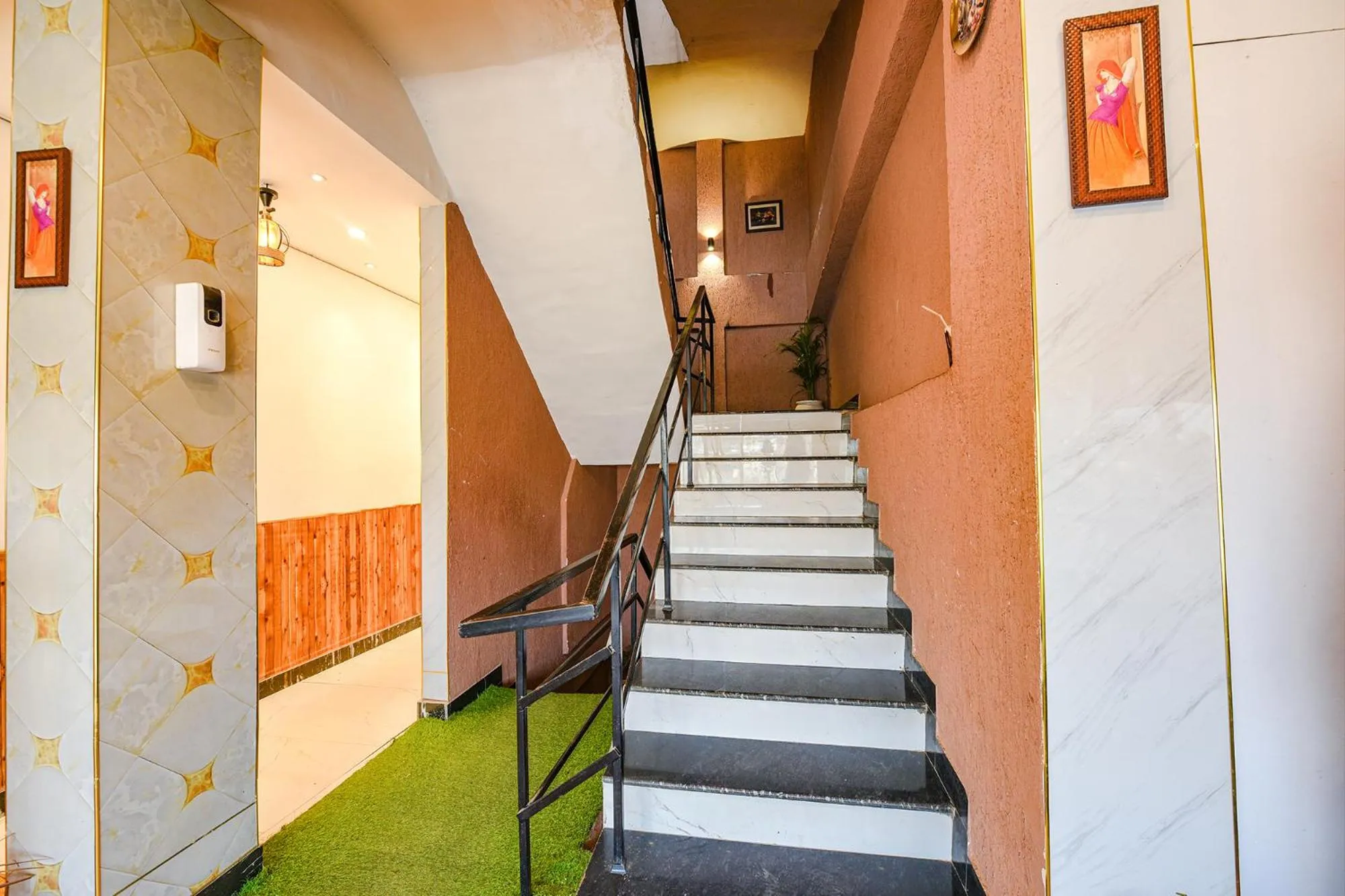 Lobby or reception in FabHotel The Dreams