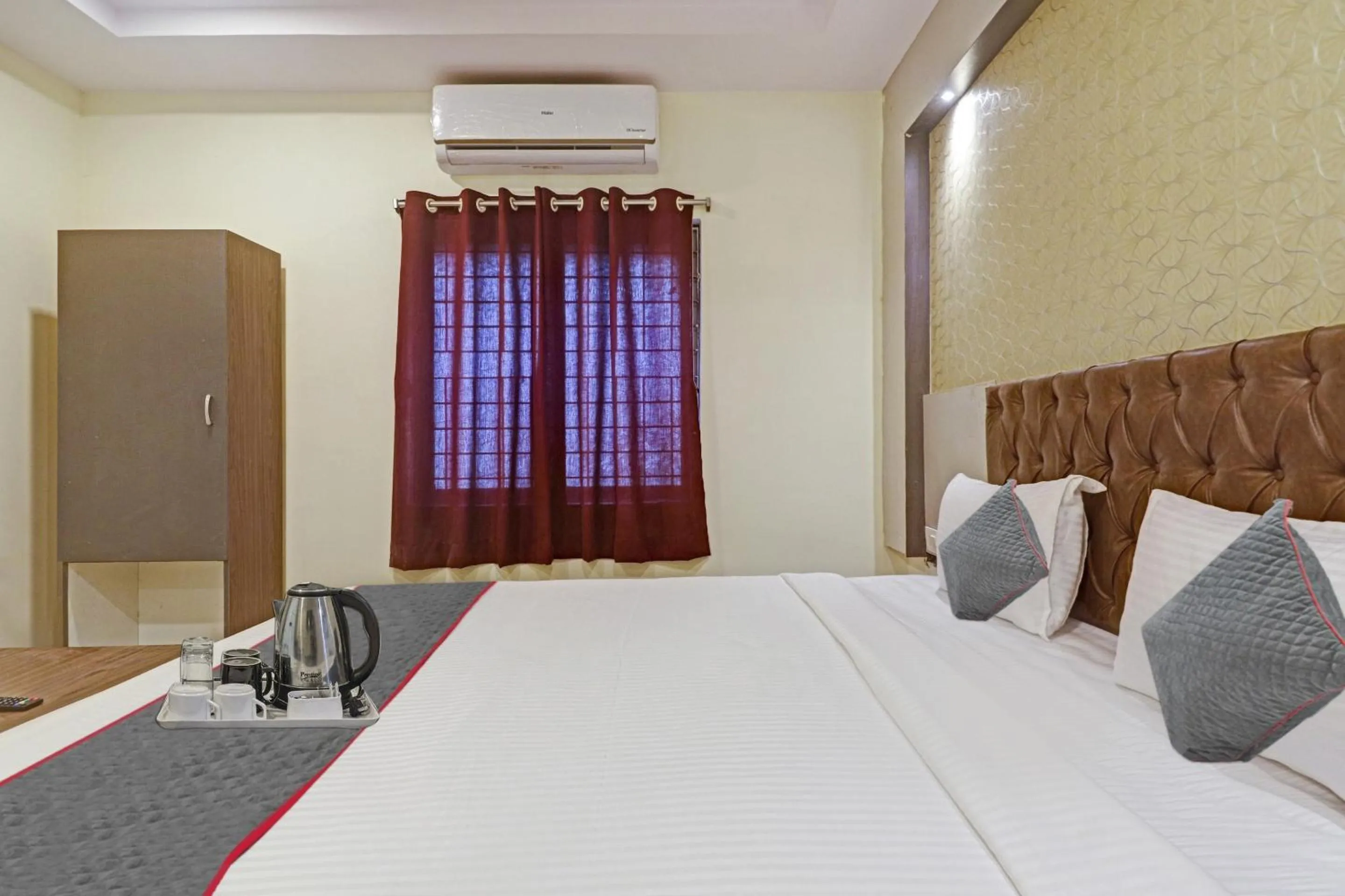 Bedroom, Bed in Townhouse Ragas Grand