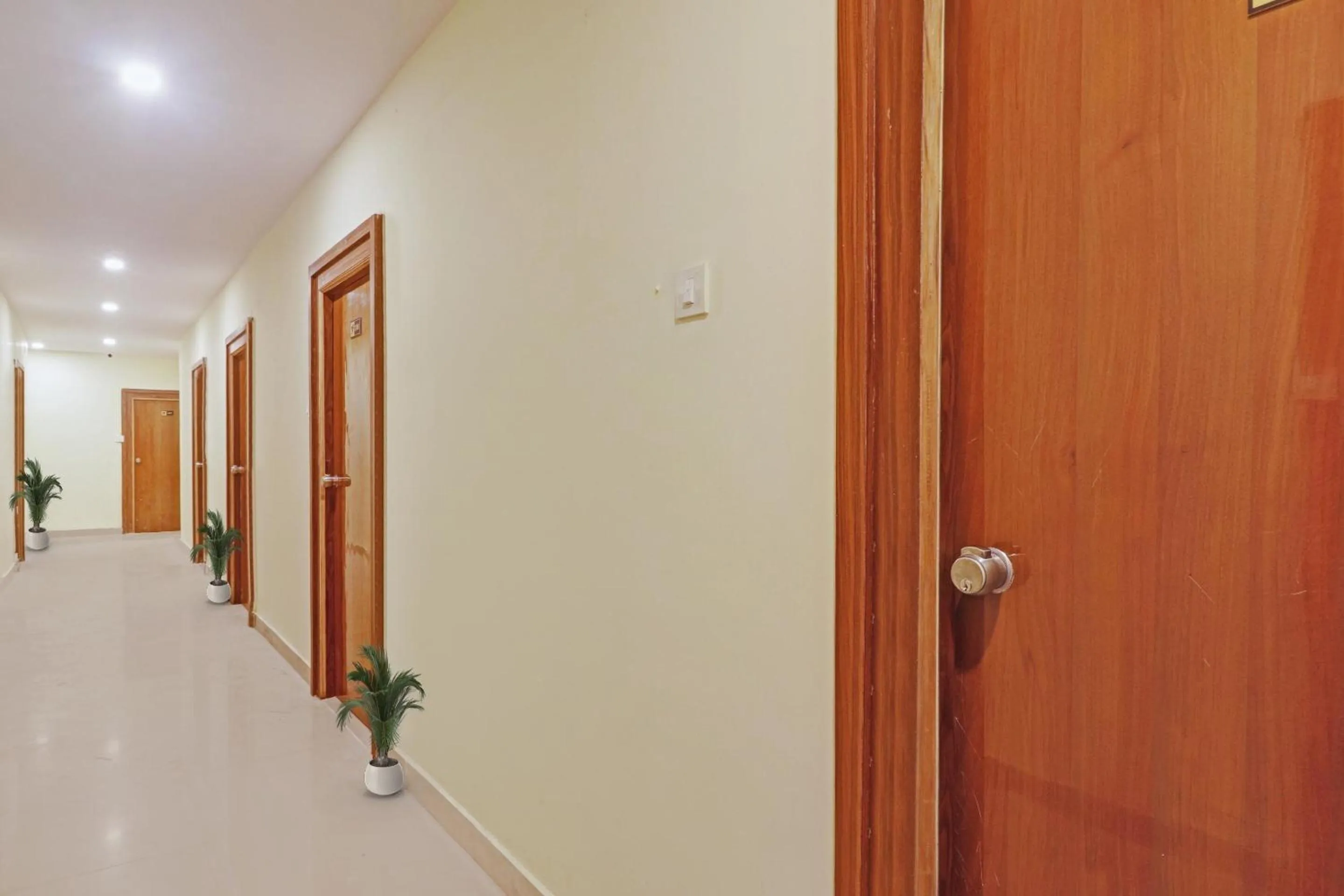 Lobby or reception in Townhouse Ragas Grand