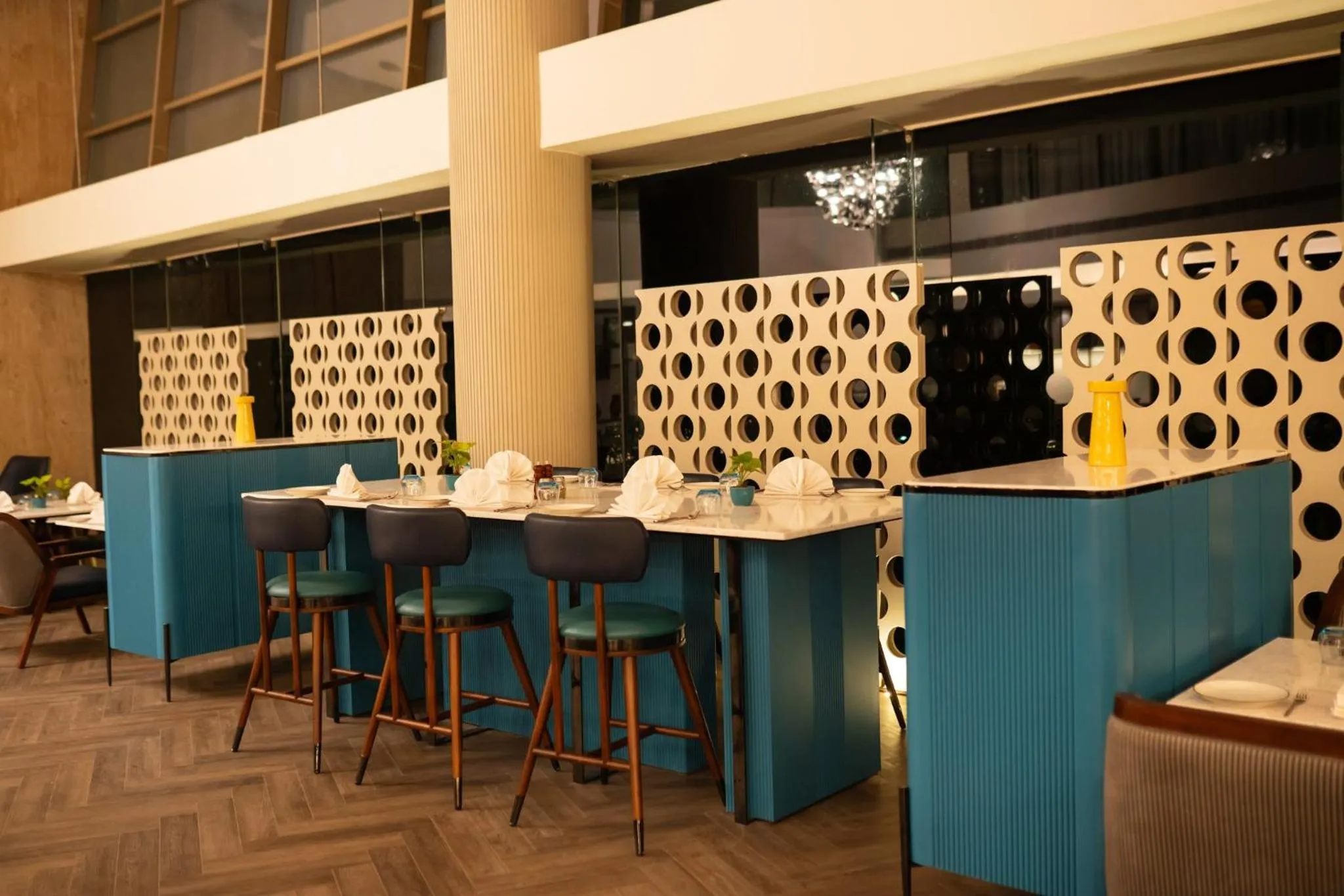 Restaurant/places to eat in Crowne Plaza Ahmedabad City Centre by IHG