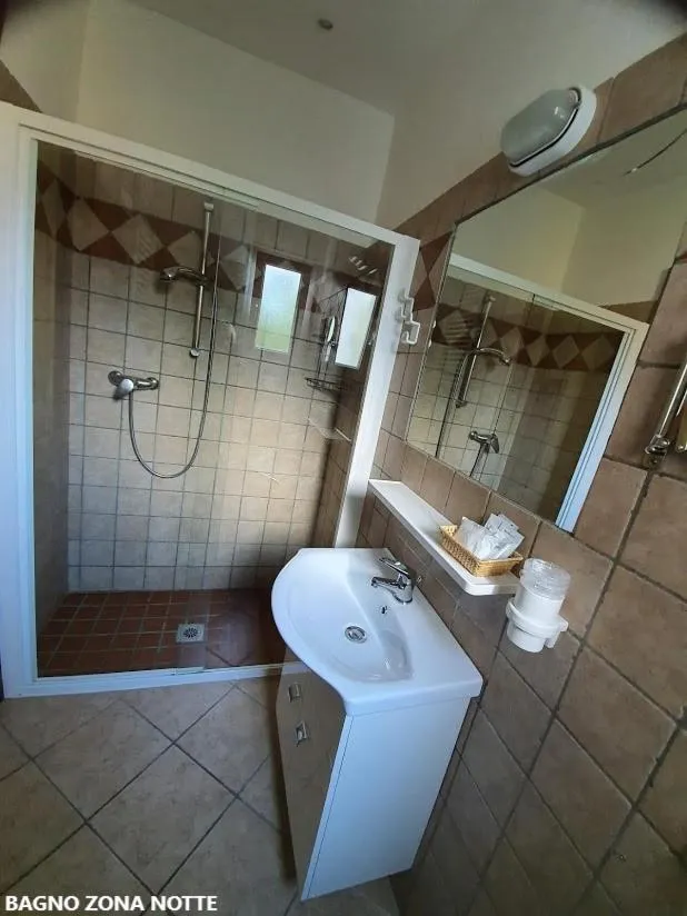 Bathroom in B&B Airone Cervia - Camere e Appartamenti