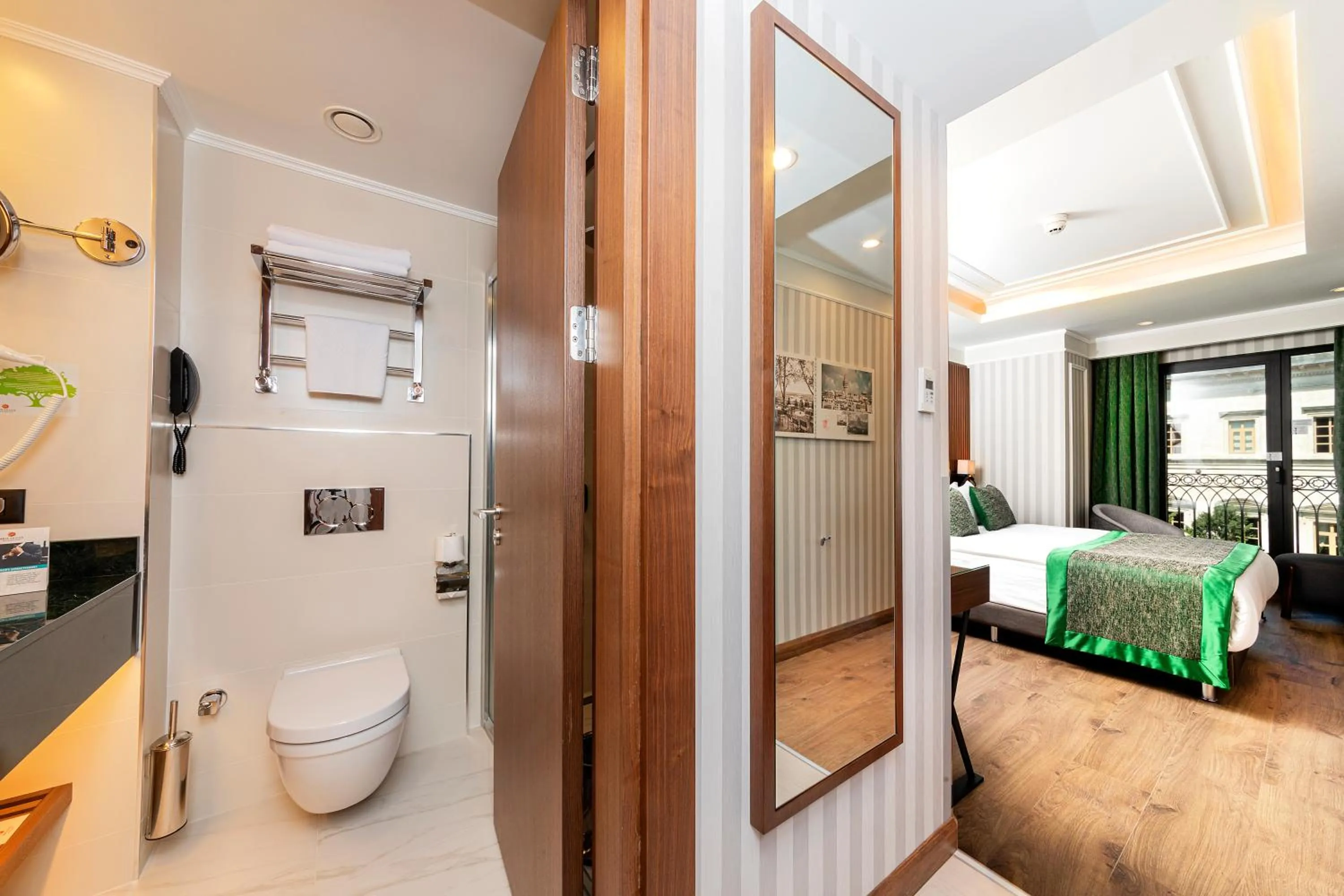 Bathroom, Bed in Mukarnas Pera Hotel