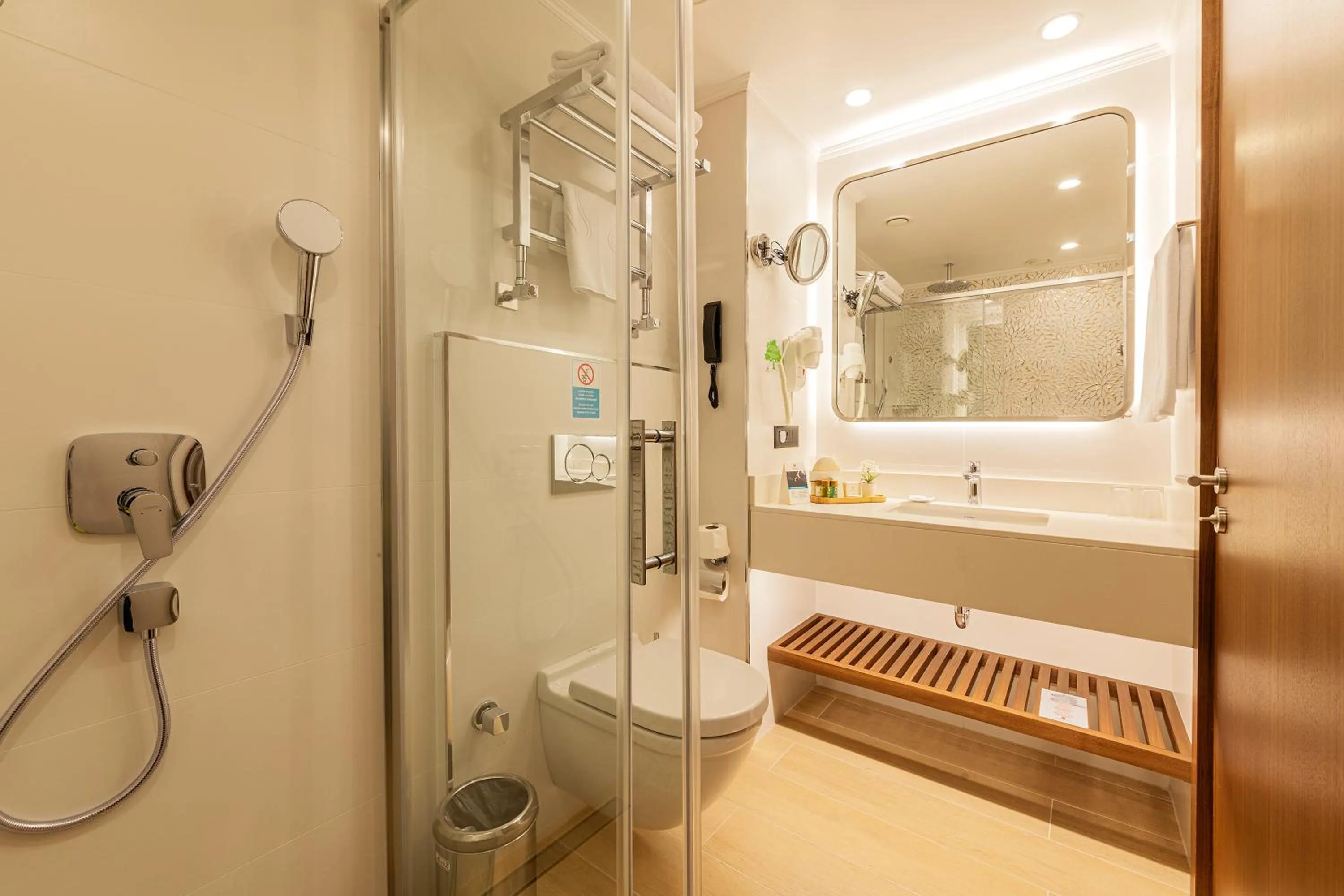 Bathroom in Mukarnas Pera Hotel