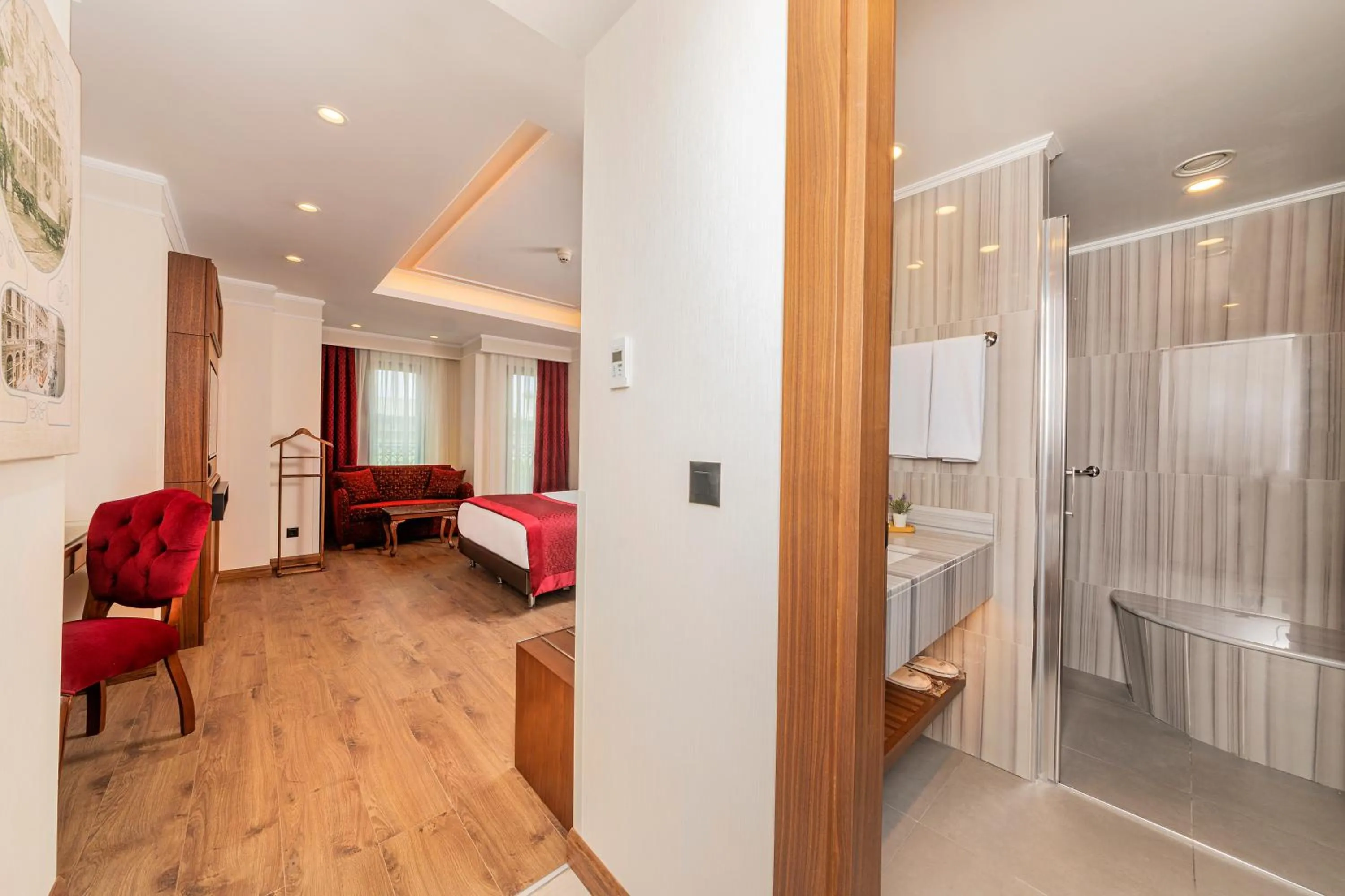 Bathroom, Bed in Mukarnas Pera Hotel