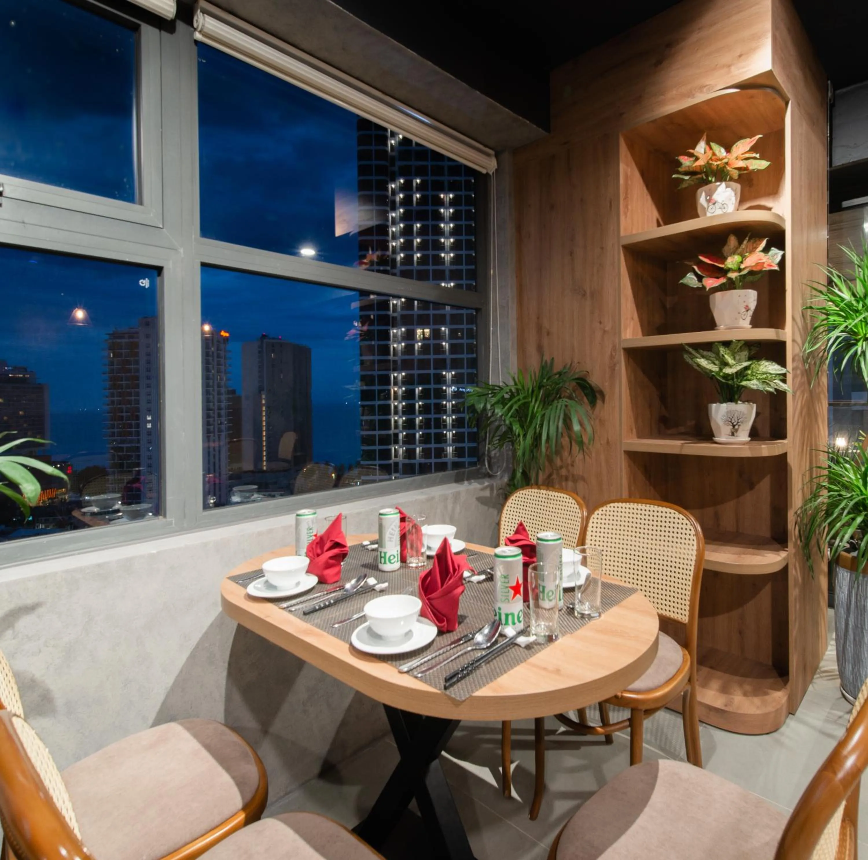 Lounge or bar in Zenia Boutique Hotel Nha Trang