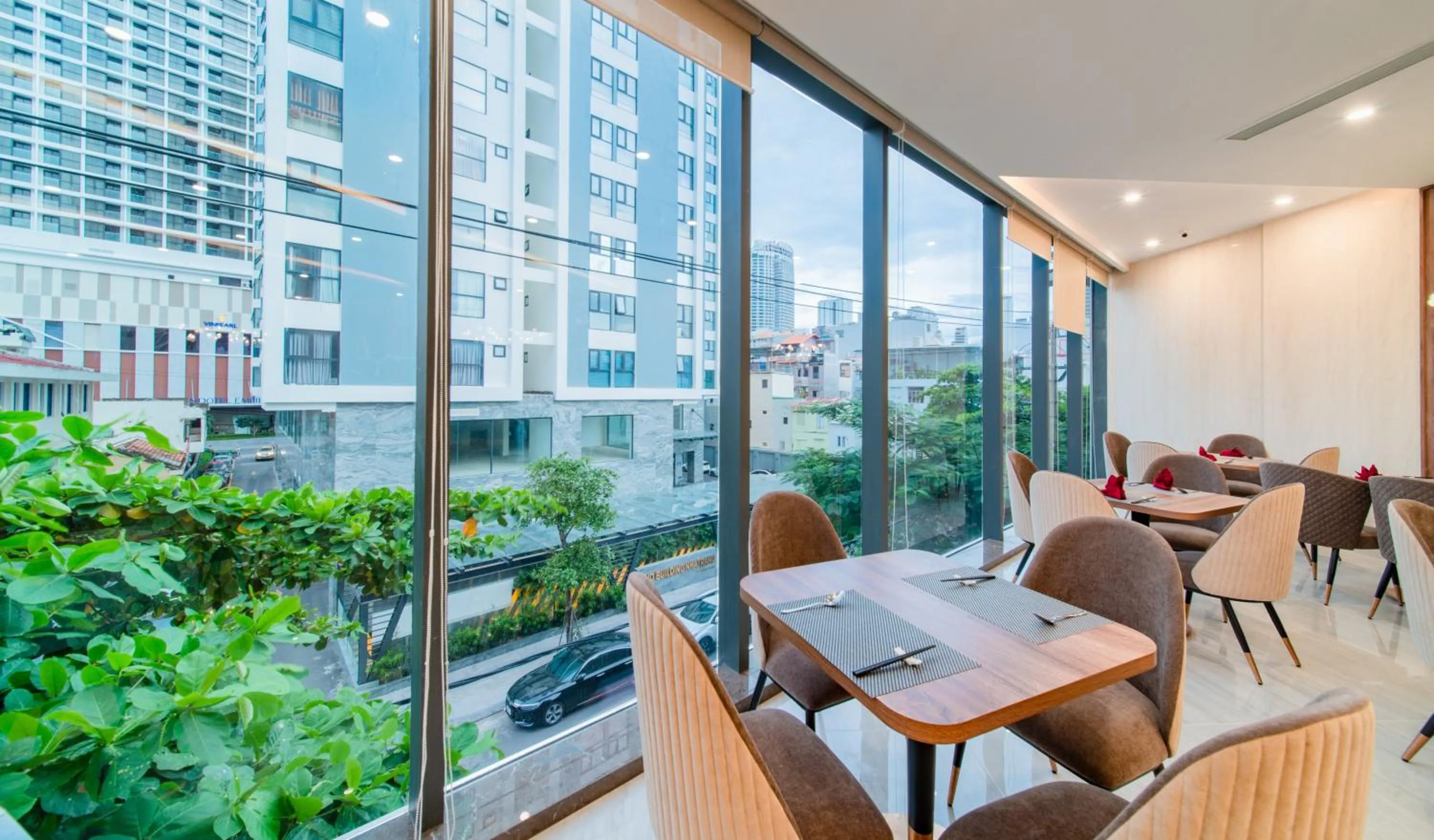 Restaurant/places to eat in Zenia Boutique Hotel Nha Trang