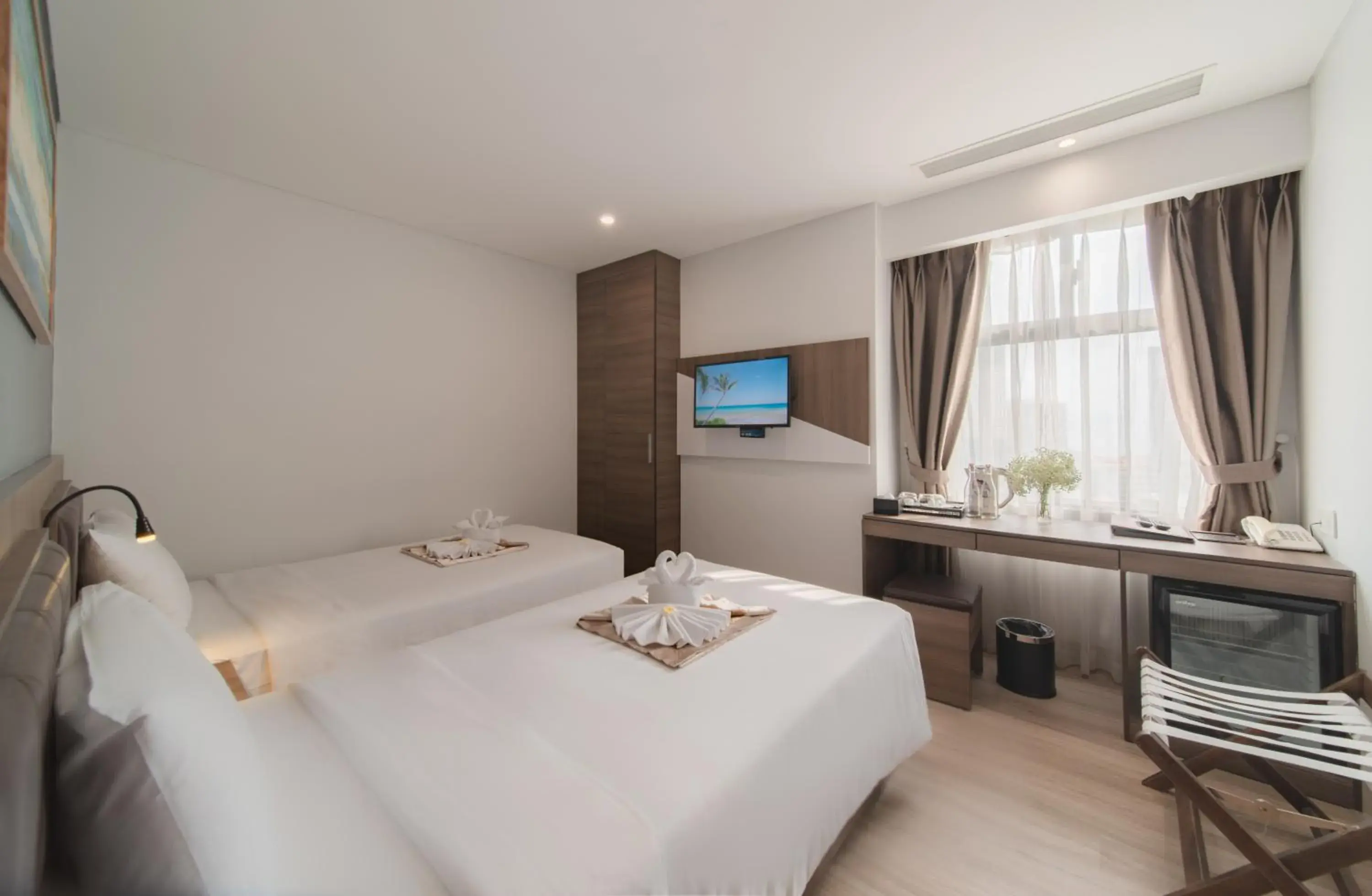 Superior Twin with City View in Zenia Boutique Hotel Nha Trang Superior Twin with City View in Zenia Boutique Hotel Nha Trang
