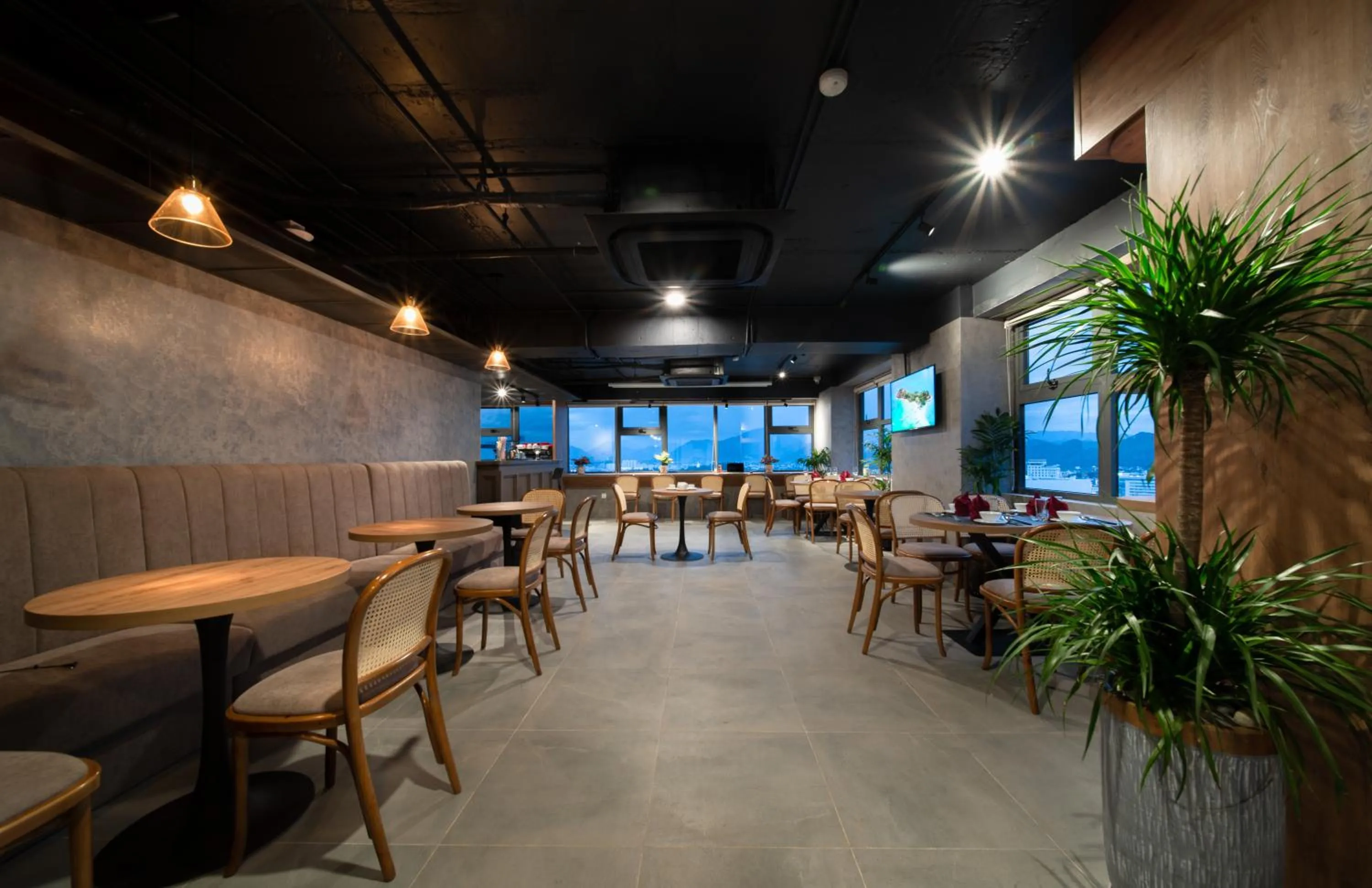 Lounge or bar in Zenia Boutique Hotel Nha Trang