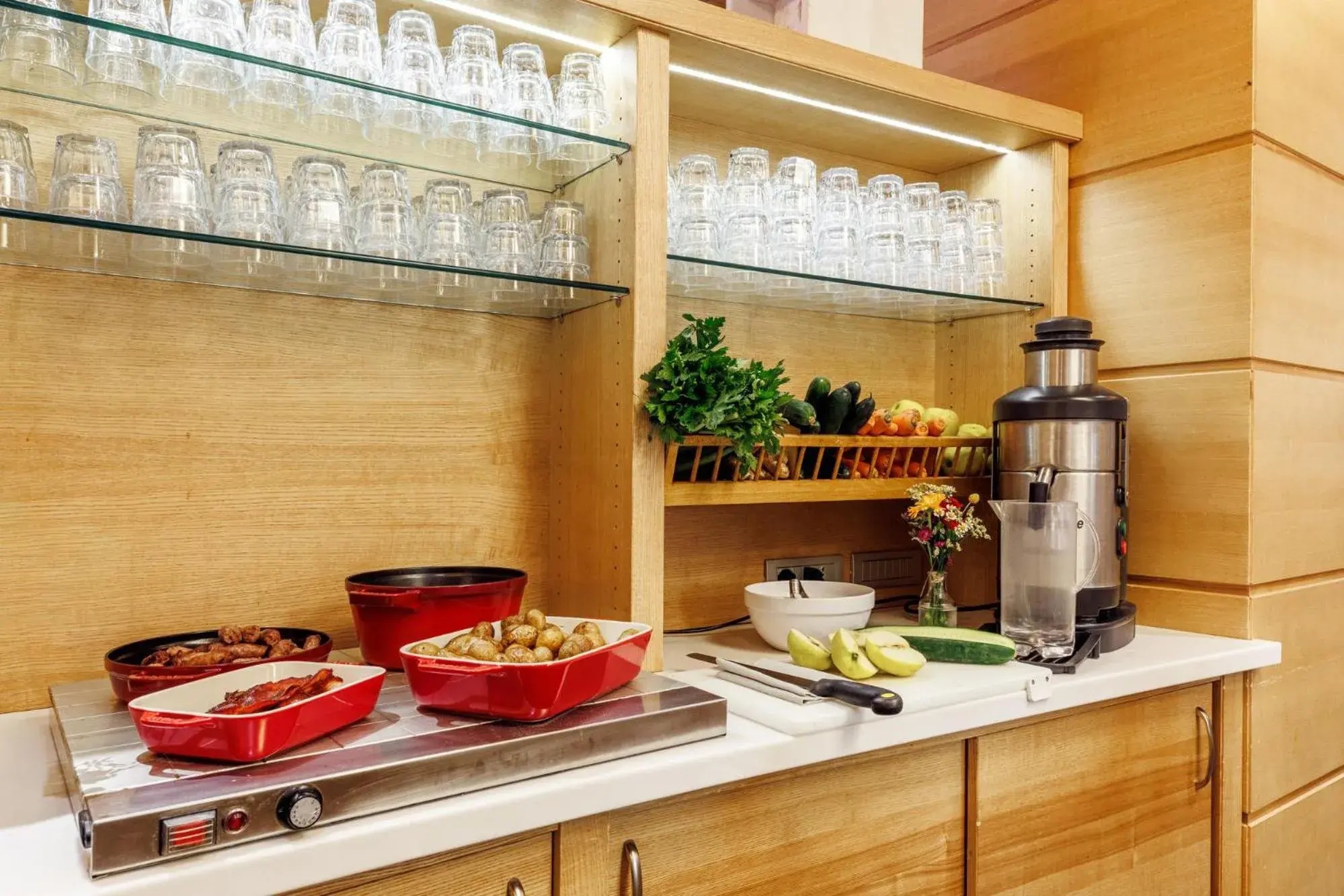 Restaurant/places to eat in Hotel Lac Salin Spa & Mountain Resort Restaurant/places to eat in Hotel Lac Salin Spa & Mountain Resort