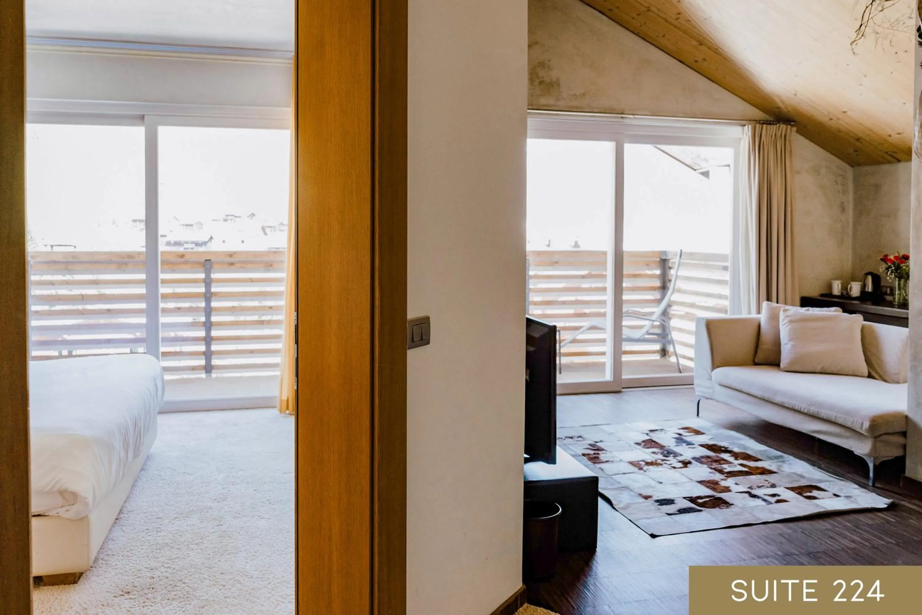 Photo of the whole room, Bed in Hotel Lac Salin Spa & Mountain Resort