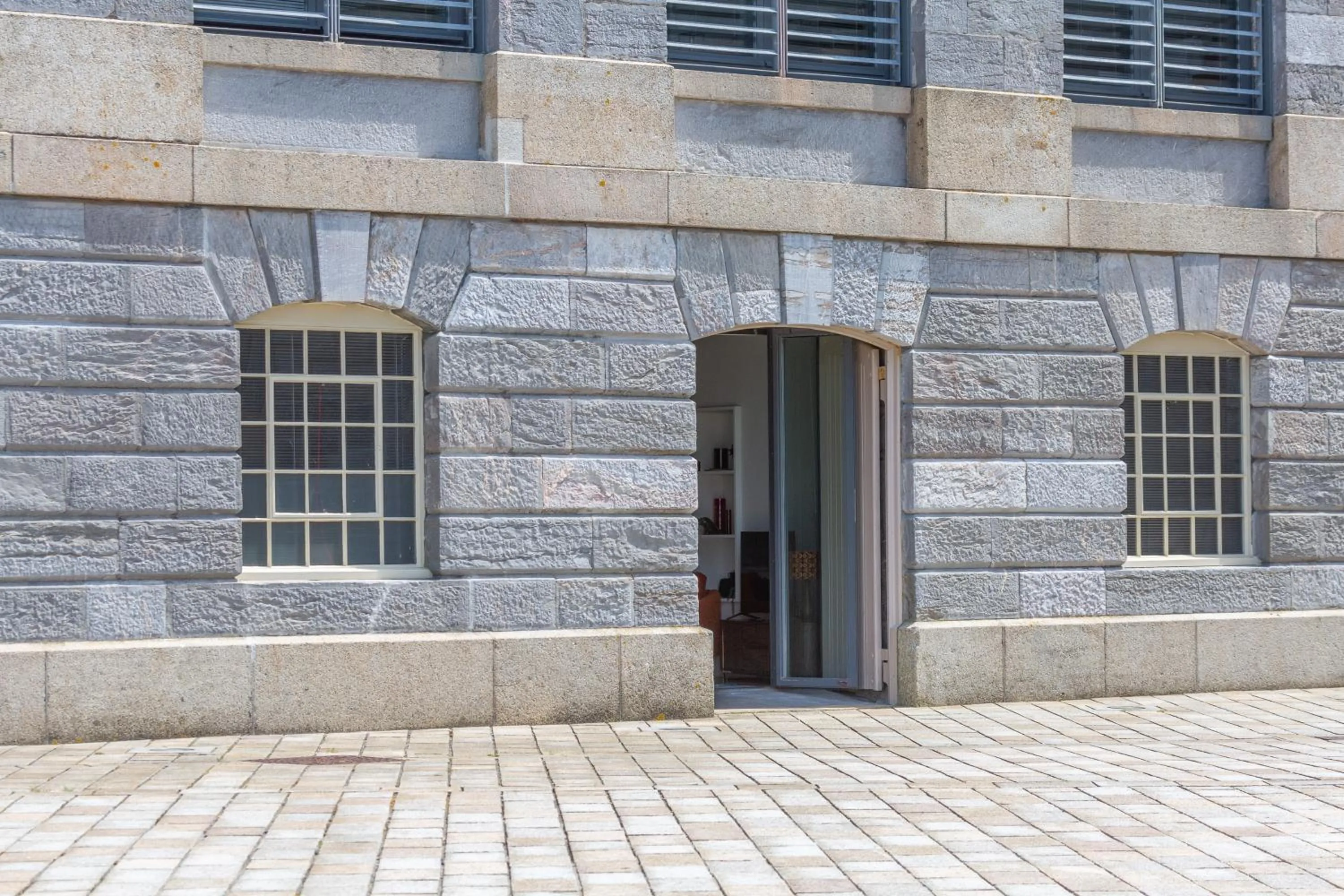 Property building in 2 Bed- Pureserviced 5 Brewhouse