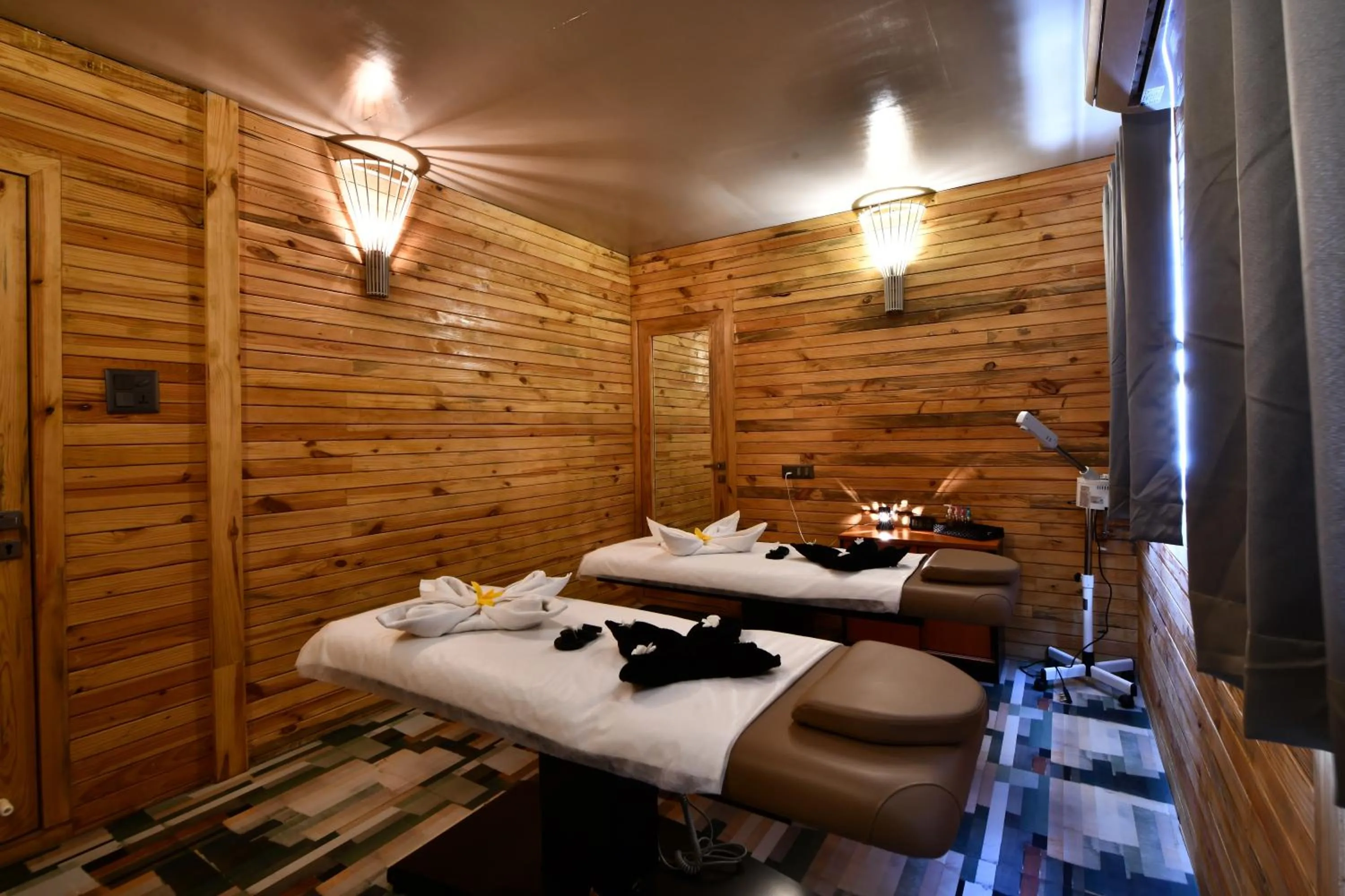 Spa and wellness centre/facilities in The Fern Seaside Luxurious Tent Resort Diu