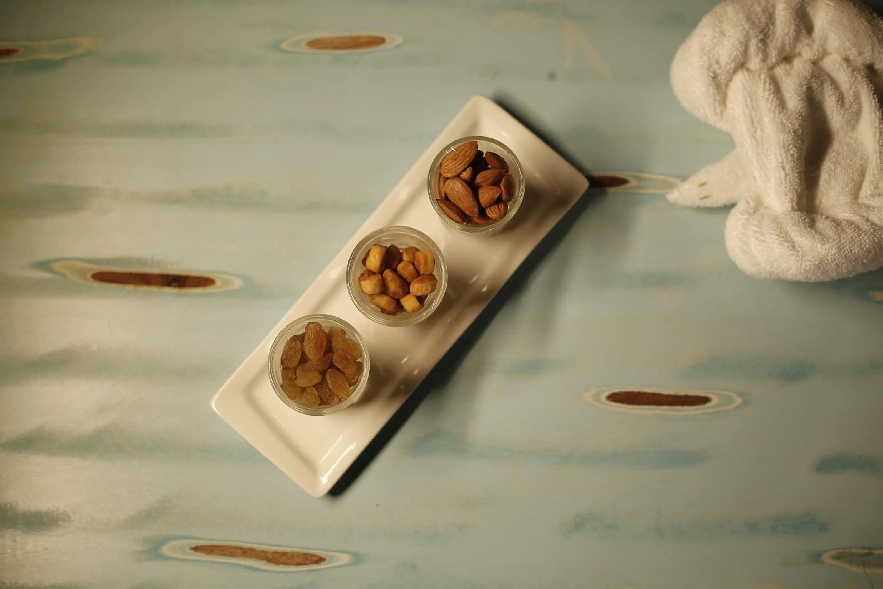 Food and drinks in The Fern Seaside Luxurious Tent Resort Diu