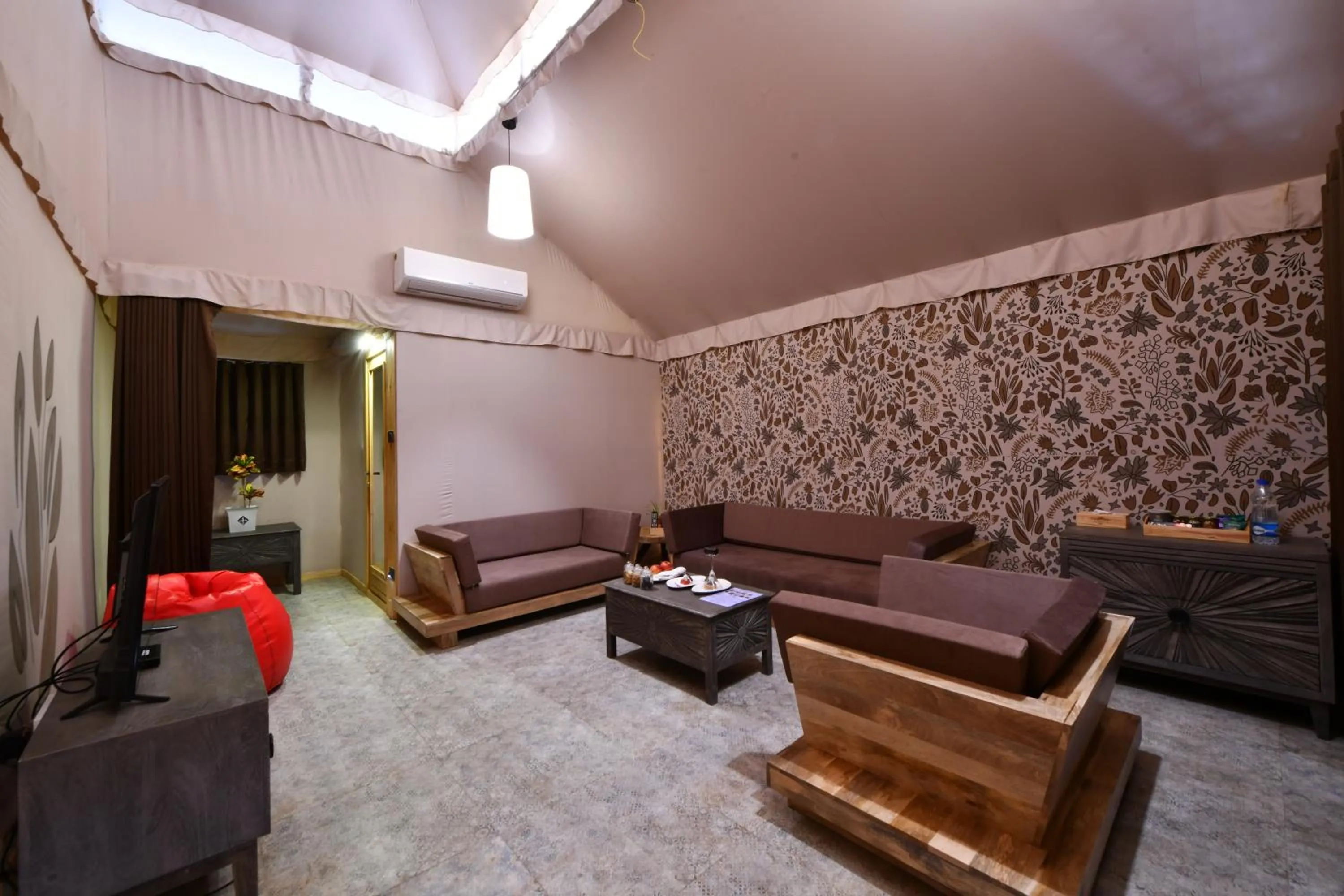 Living room in The Fern Seaside Luxurious Tent Resort Diu