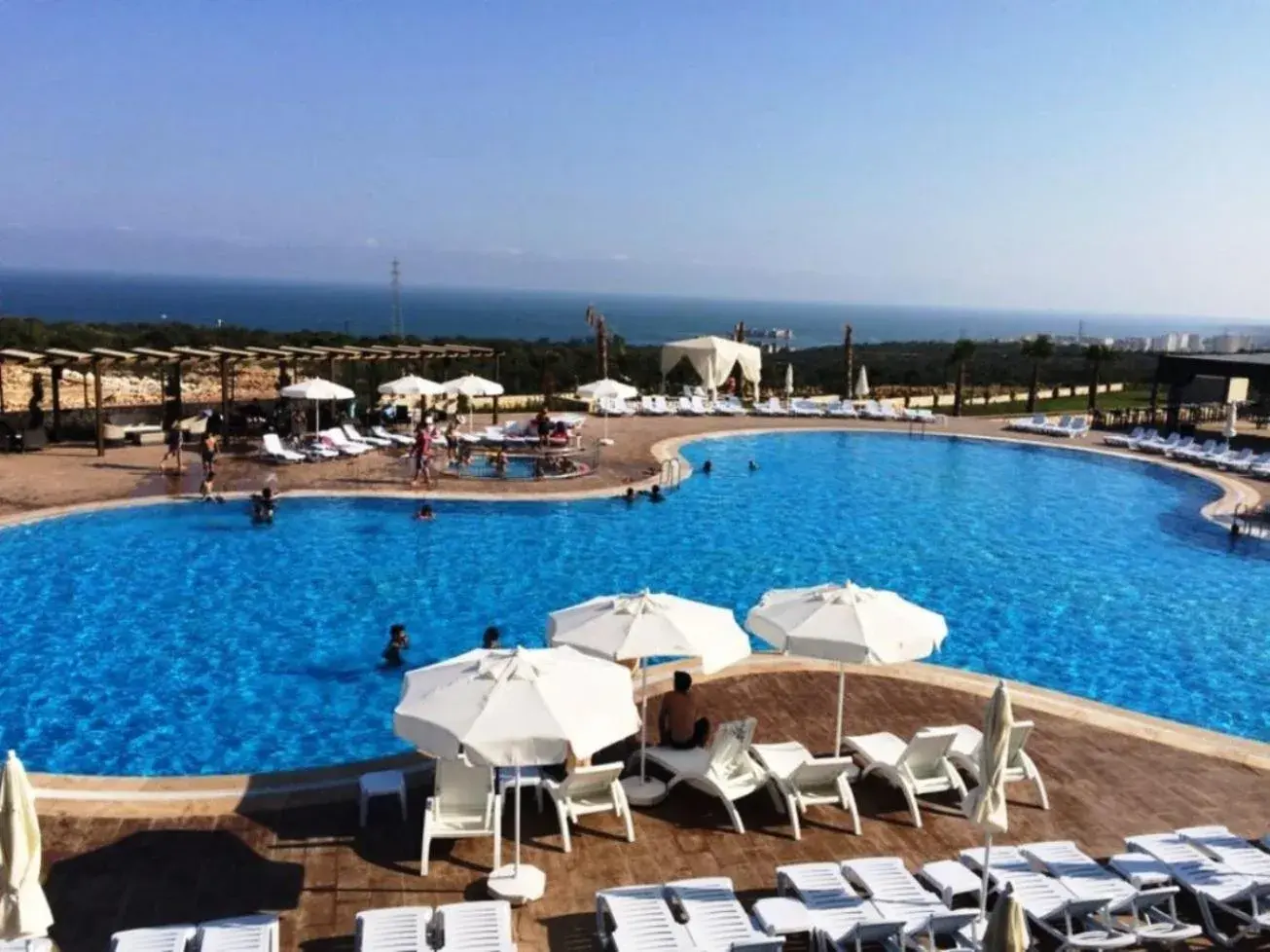 Swimming pool in Ramada Resort By Wyndham Kizkalesi Swimming pool in Ramada Resort By Wyndham Kizkalesi