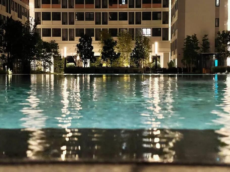 Swimming pool in Horizon Suite Homestay, KLIA by S&T Homez
