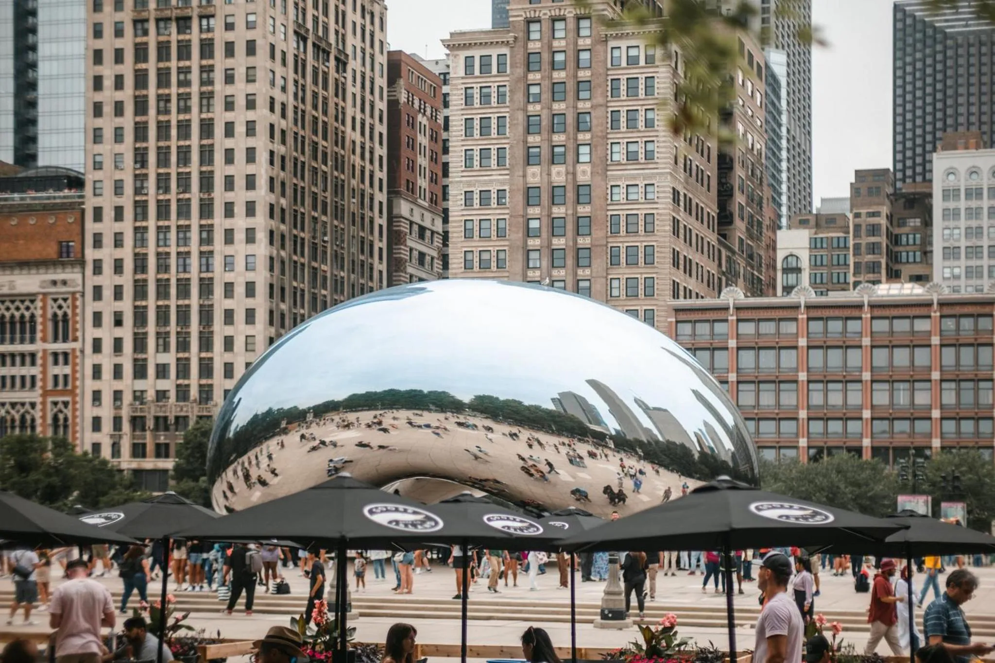 Nearby landmark in citizenM Chicago Downtown
