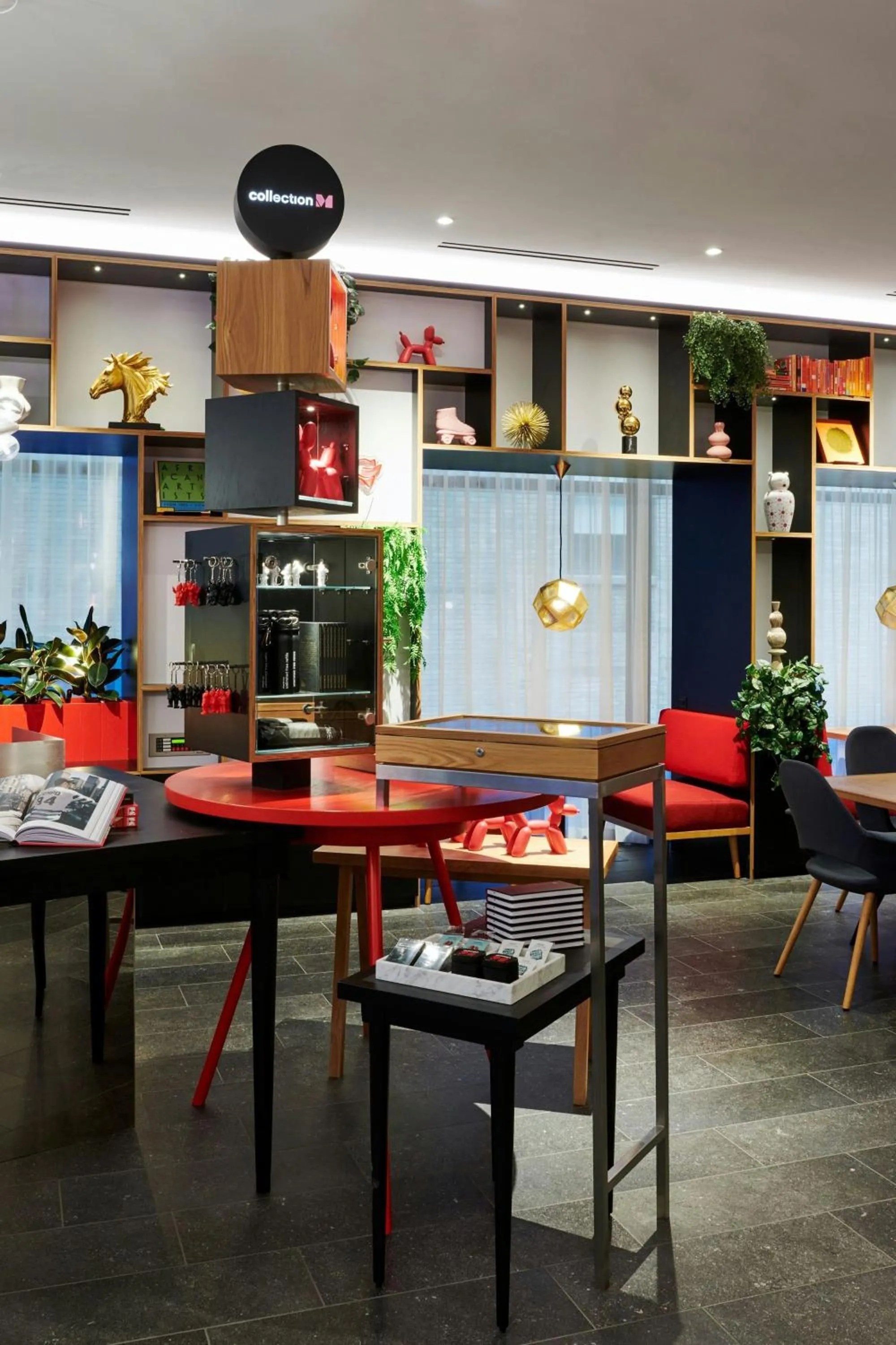 Lobby or reception in citizenM Chicago Downtown