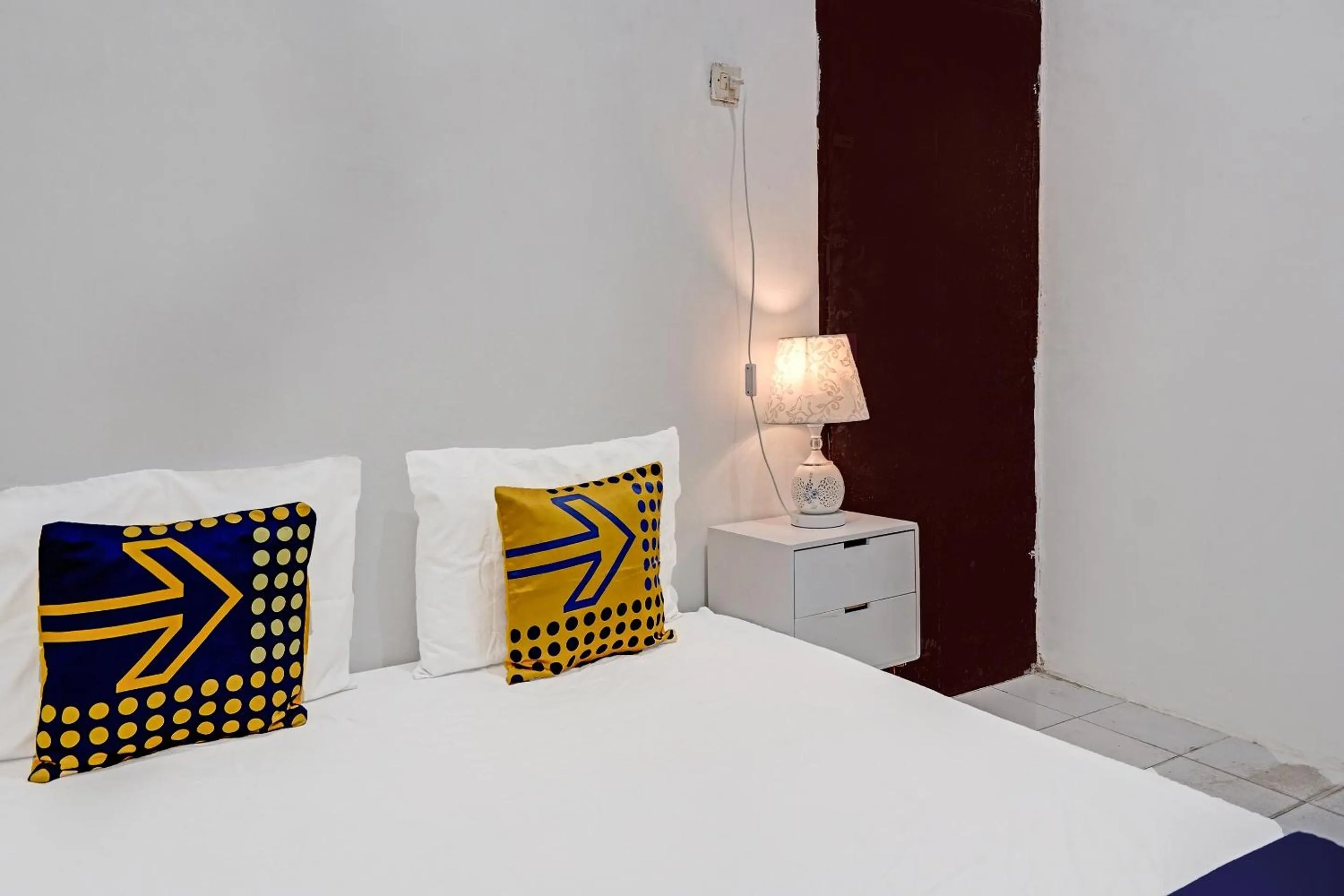 Bedroom, Bed in Hotel O Reva Residence Syariah