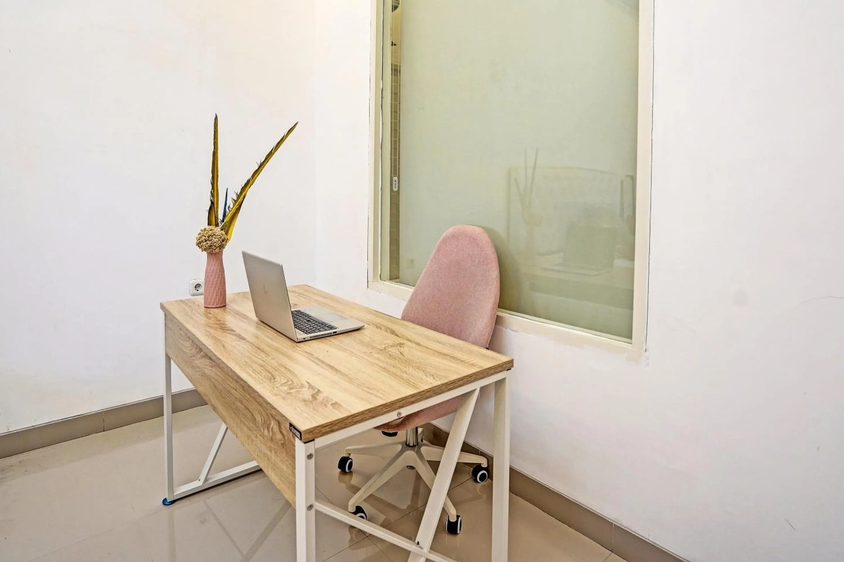 Lobby or reception in Hotel O Reva Residence Syariah