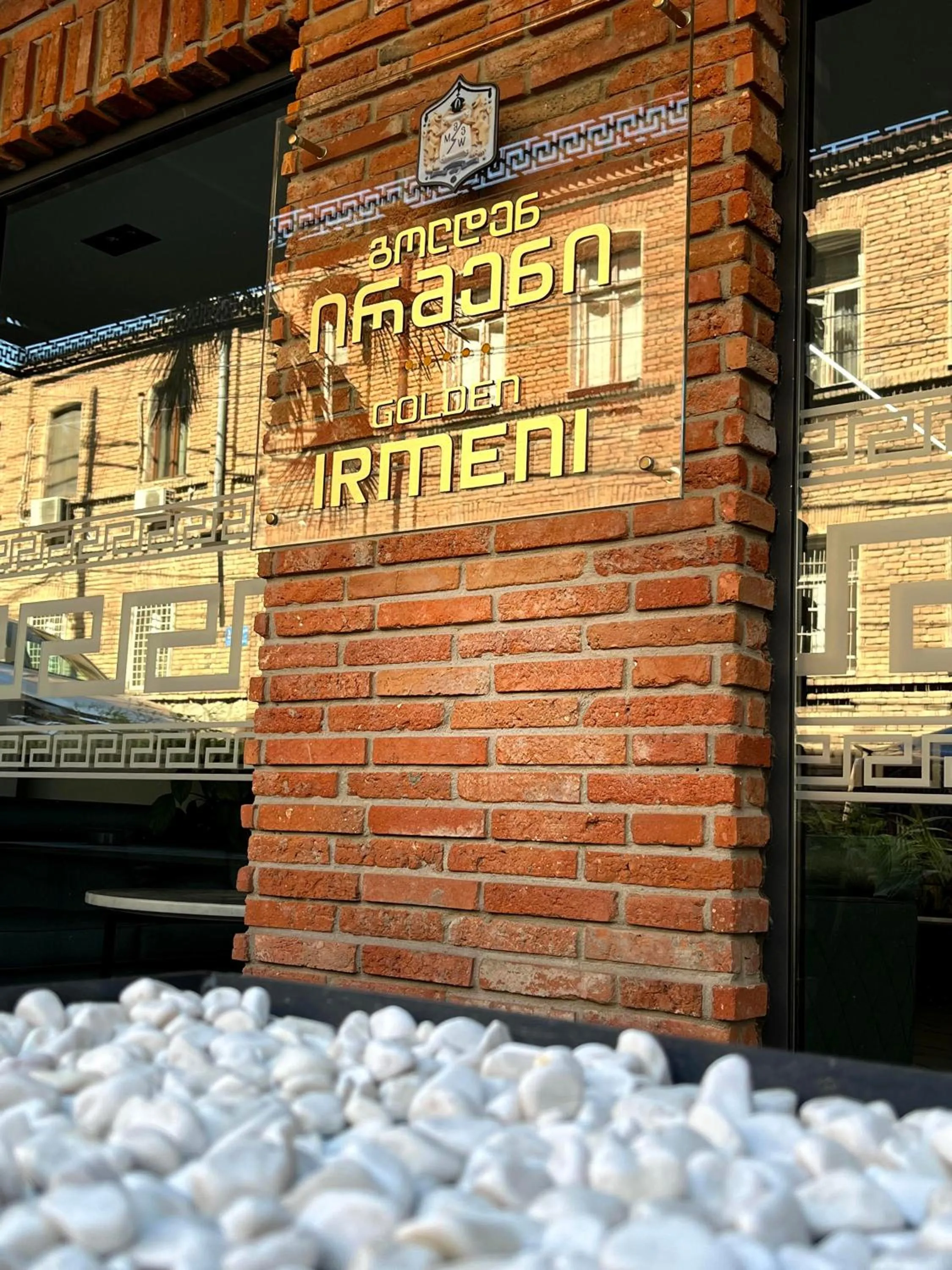 Facade/entrance in GOLDEN IR-ME_NI