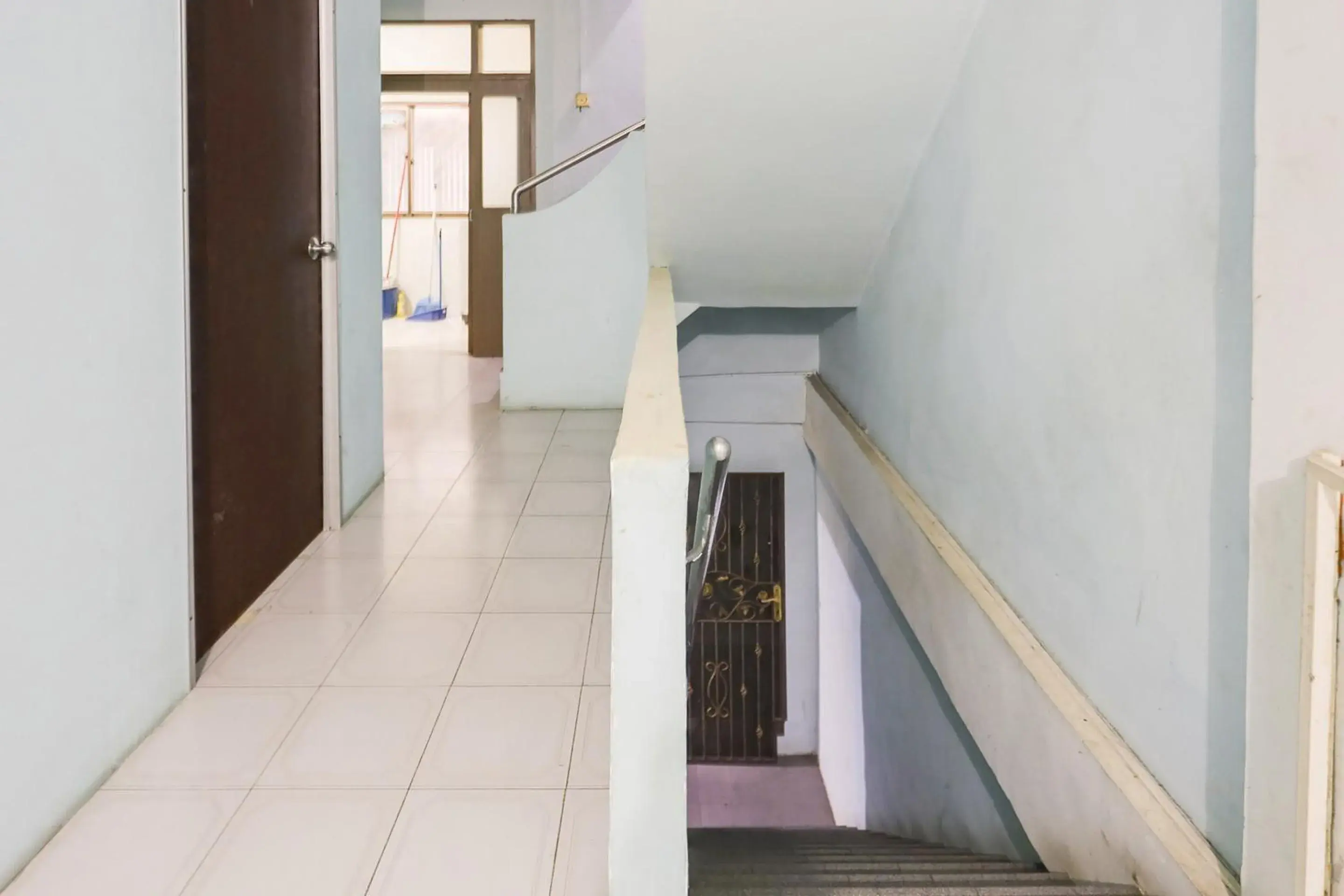 Lobby or reception in Hotel O Ringin Pitu 2 SyariahNearAnugrah Sinar Lautan Lobby or reception in Hotel O Ringin Pitu 2 SyariahNearAnugrah Sinar Lautan