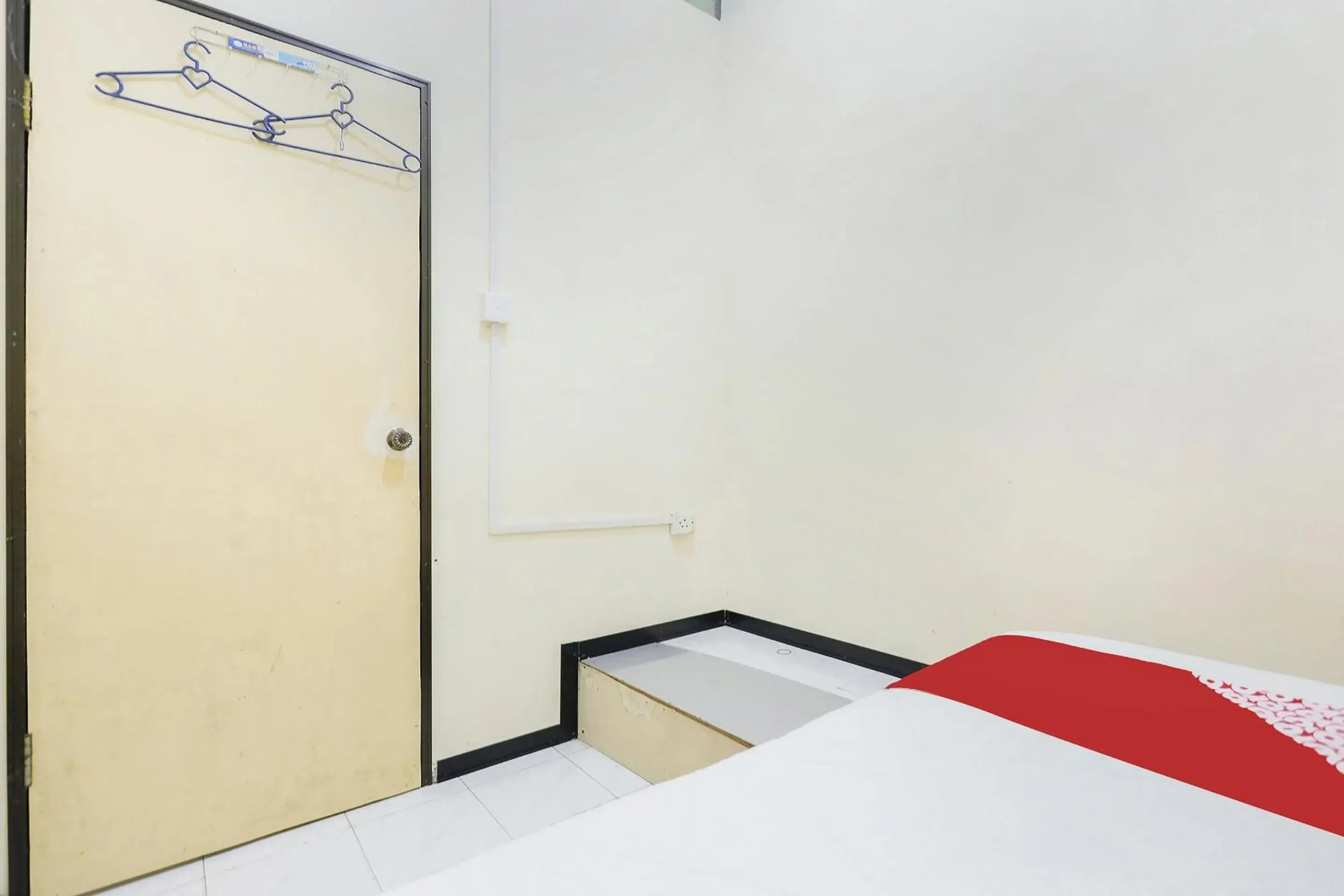 Bedroom, Bed in Hotel O Ringin Pitu 2 SyariahNearAnugrah Sinar Lautan Bedroom, Bed in Hotel O Ringin Pitu 2 SyariahNearAnugrah Sinar Lautan