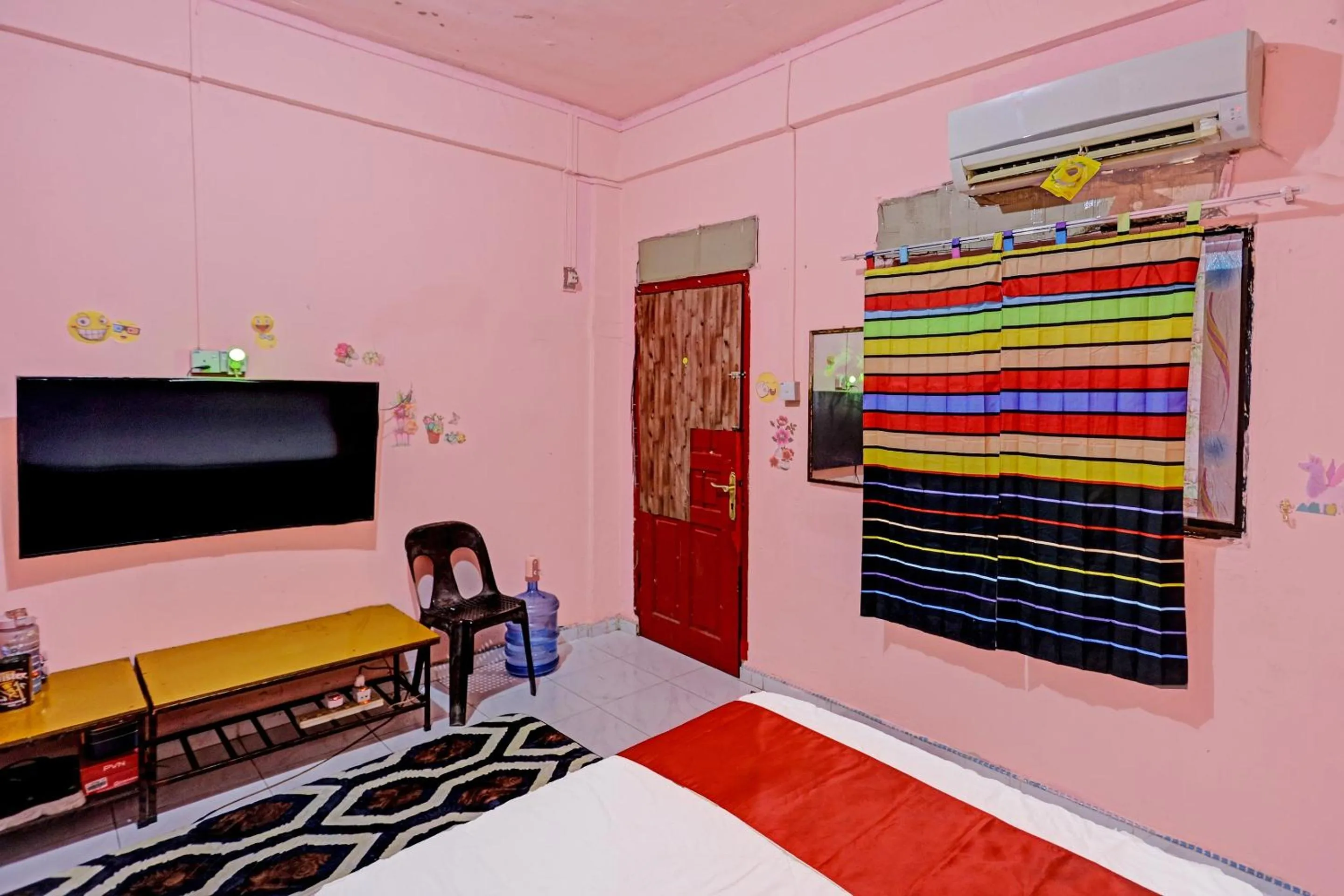 Bedroom, Bed in Hotel O Duta Stay