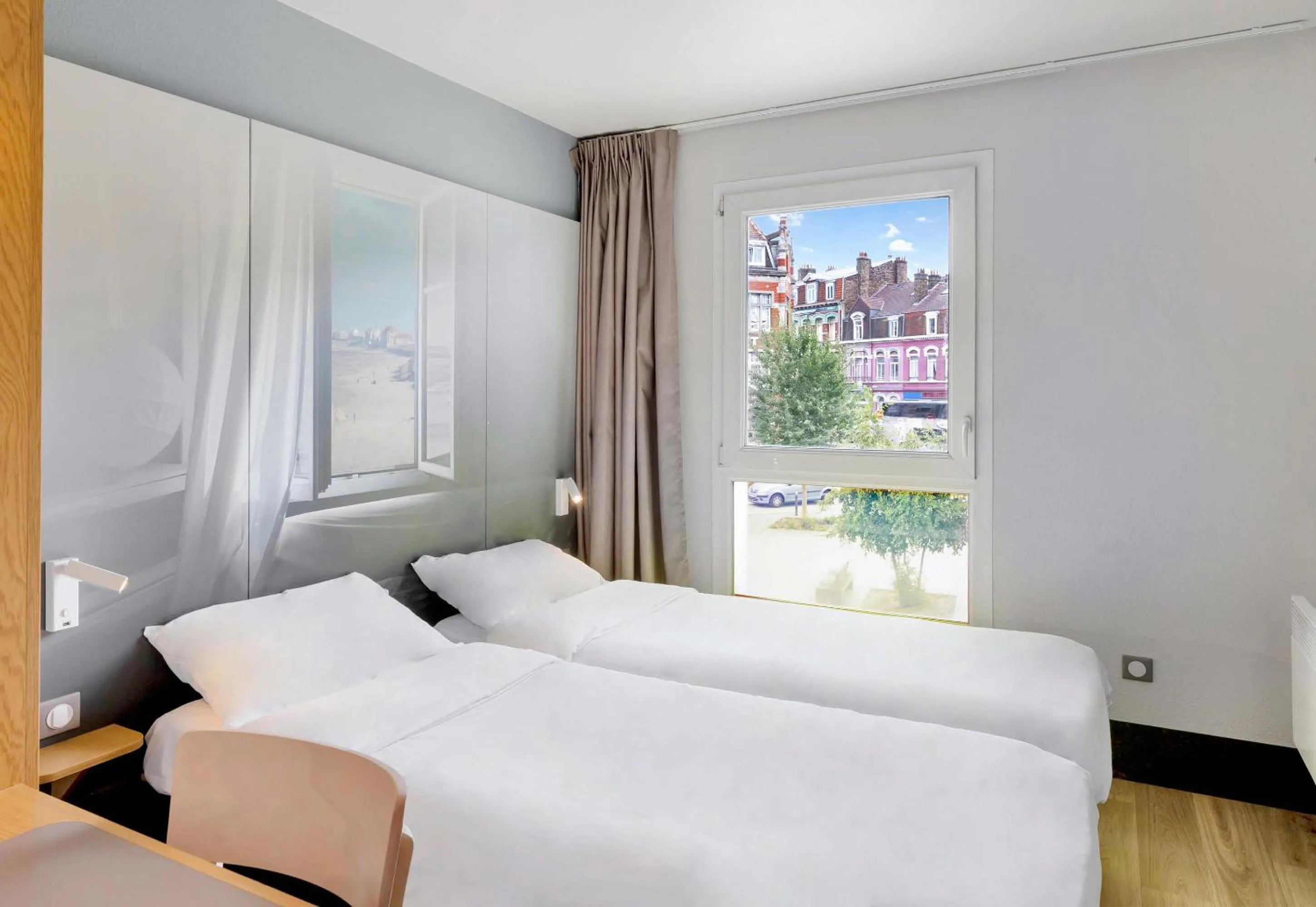 Bedroom, Bed in B&B HOTEL Dunkerque Centre Gare