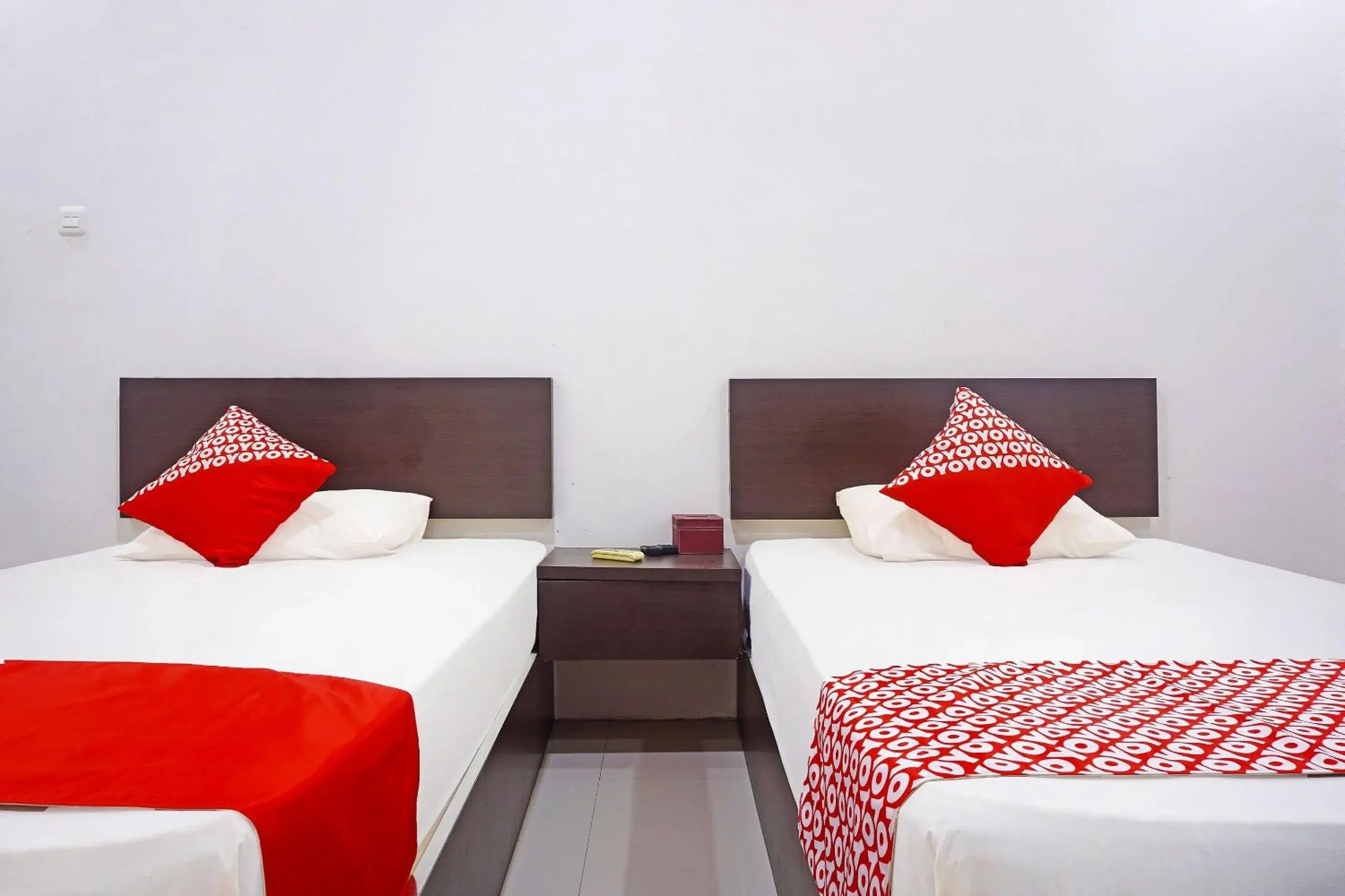 Bedroom, Bed in Hotel O Dalle 5151 Jeneponto Near Patung kuda, Jeneponto Bedroom, Bed in Hotel O Dalle 5151 Jeneponto Near Patung kuda, Jeneponto