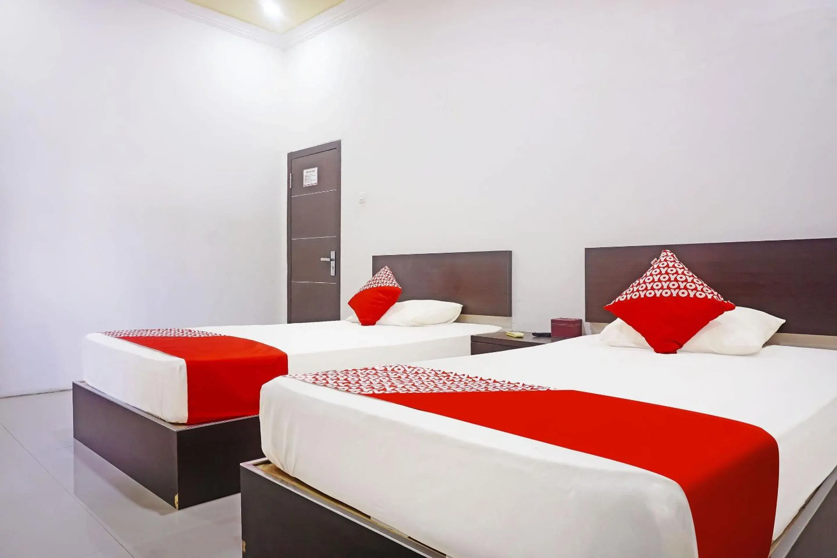 Bedroom, Bed in Hotel O Dalle 5151 Jeneponto Near Patung kuda, Jeneponto Bedroom, Bed in Hotel O Dalle 5151 Jeneponto Near Patung kuda, Jeneponto