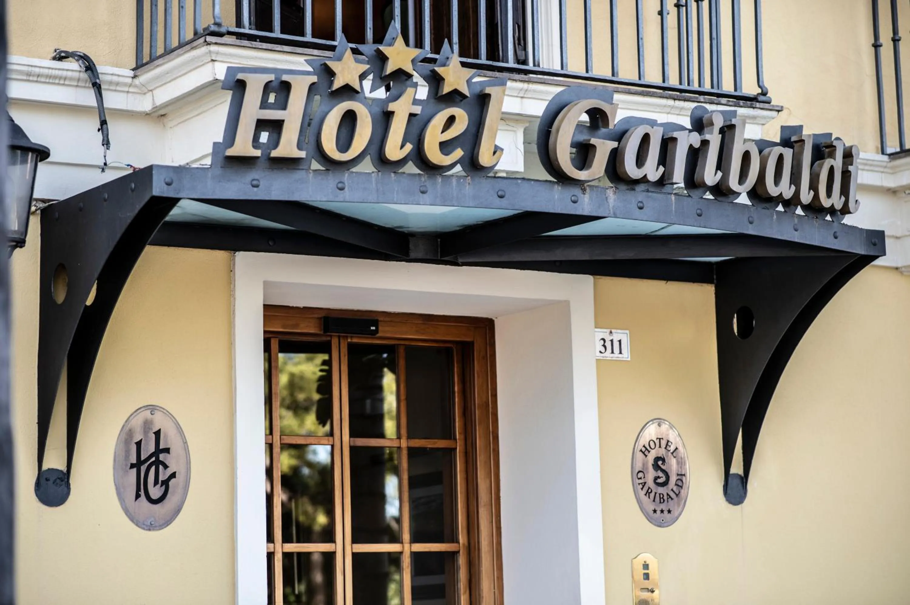 Property building in Hotel Garibaldi