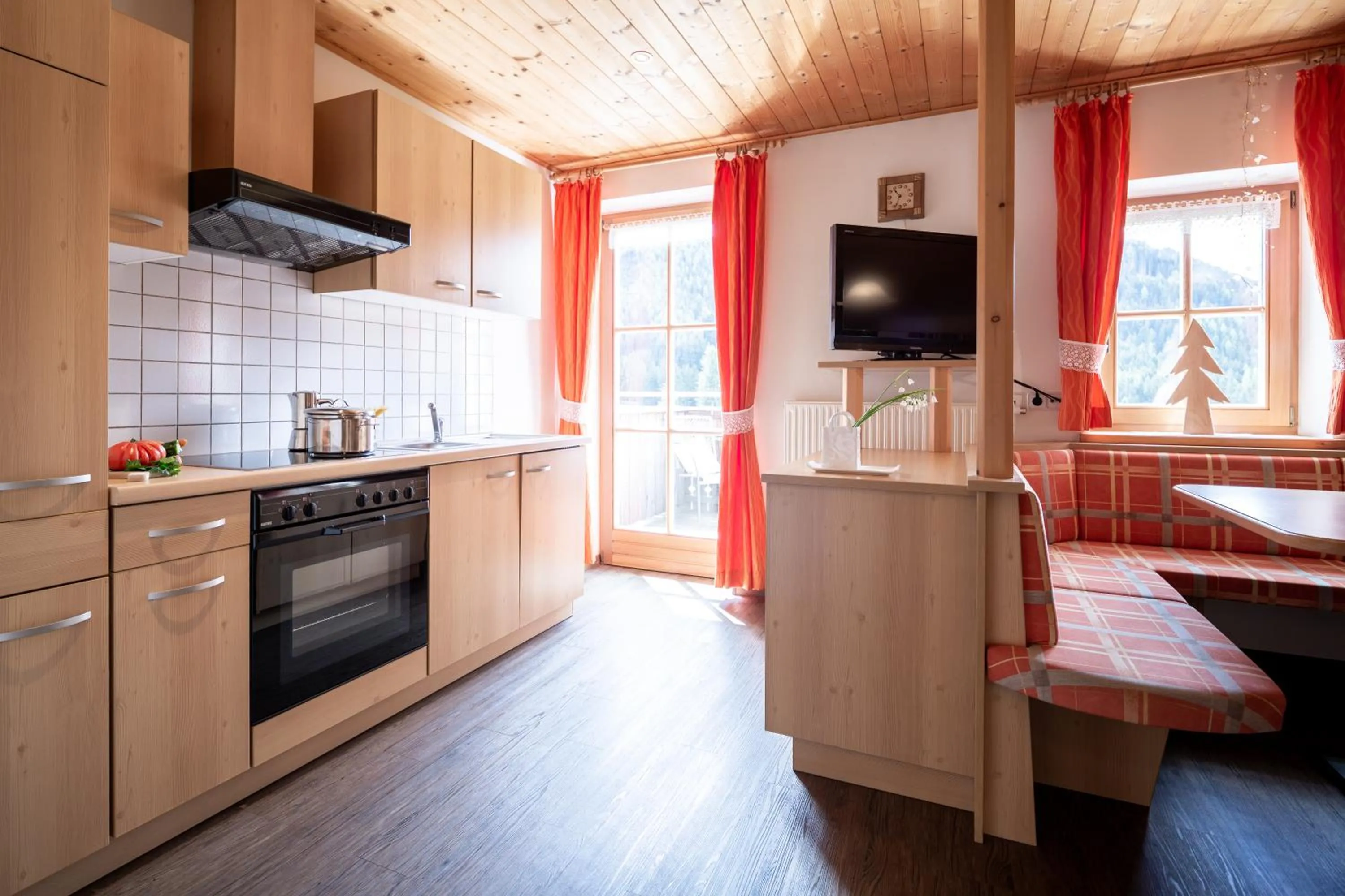 One-Bedroom Apartment in Loefflerhof