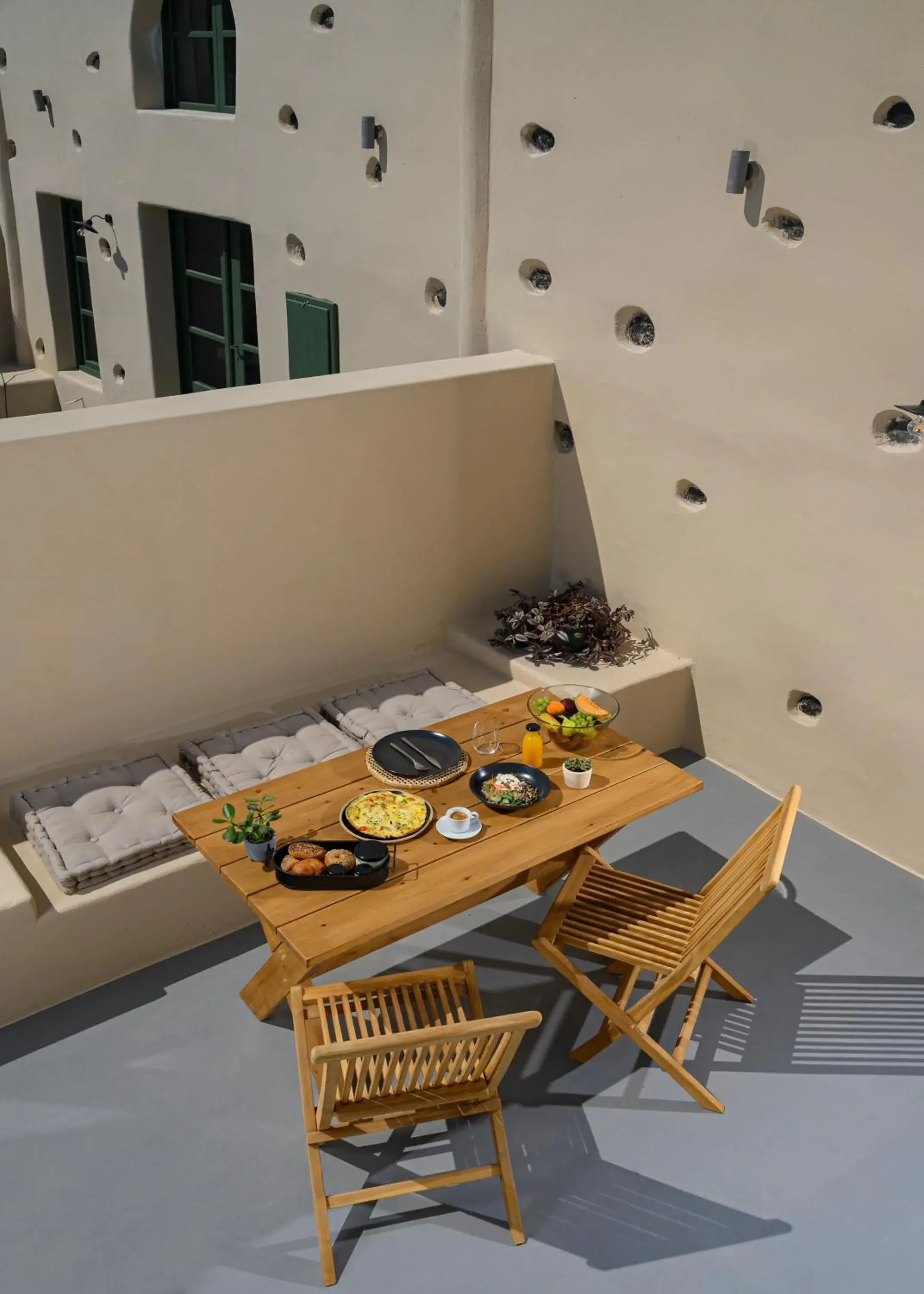 Food in Elements Cave Suites Food in Elements Cave Suites