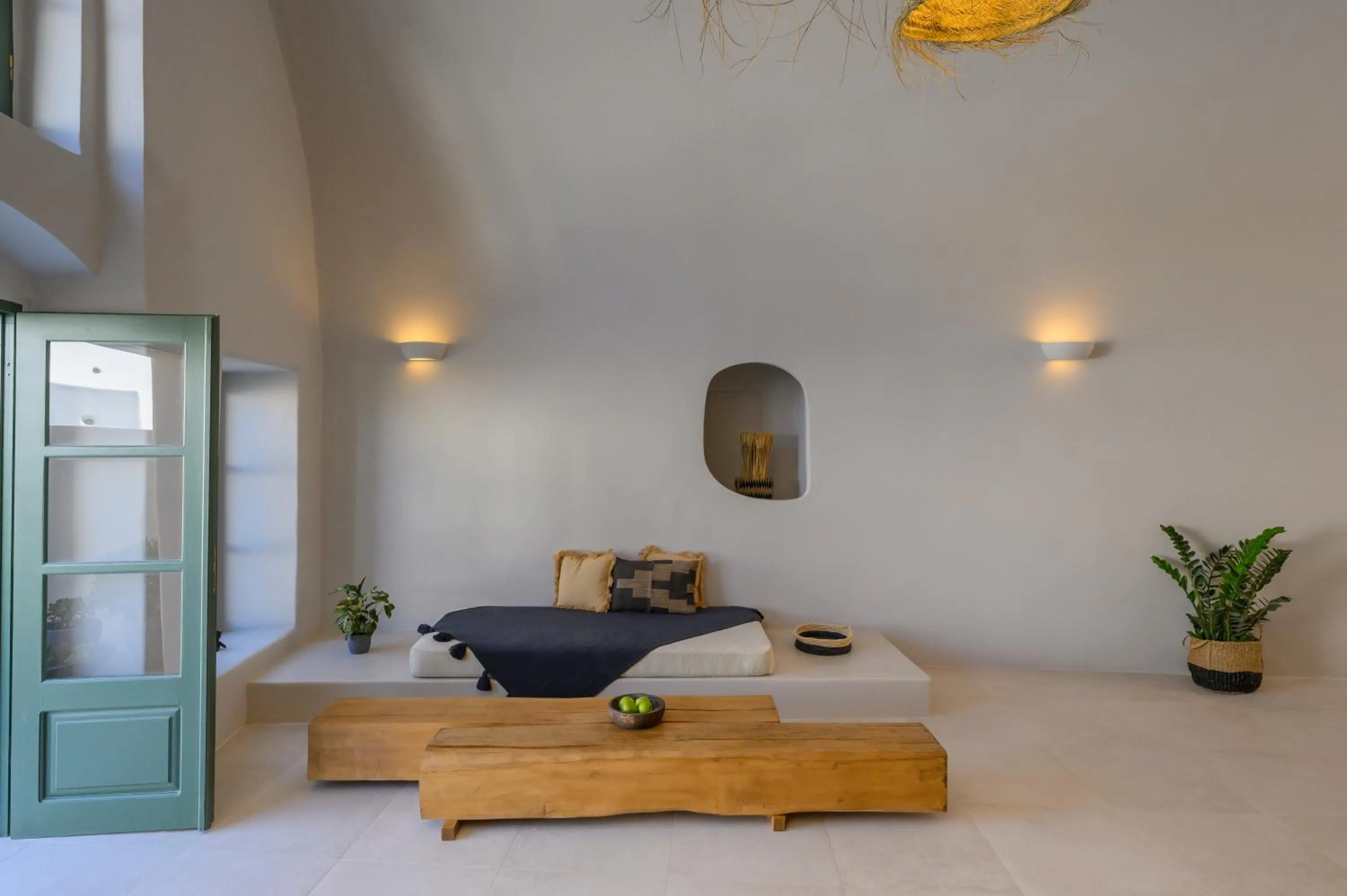 Elements Cave Suites