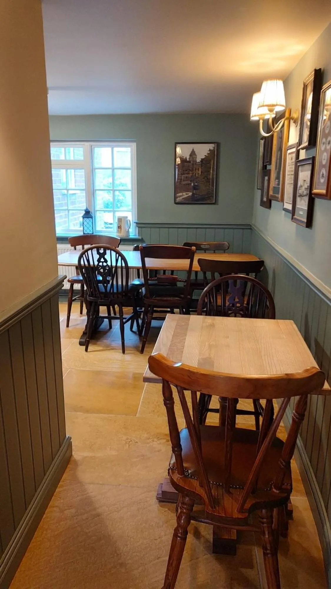 Lounge or bar in The Red Lion