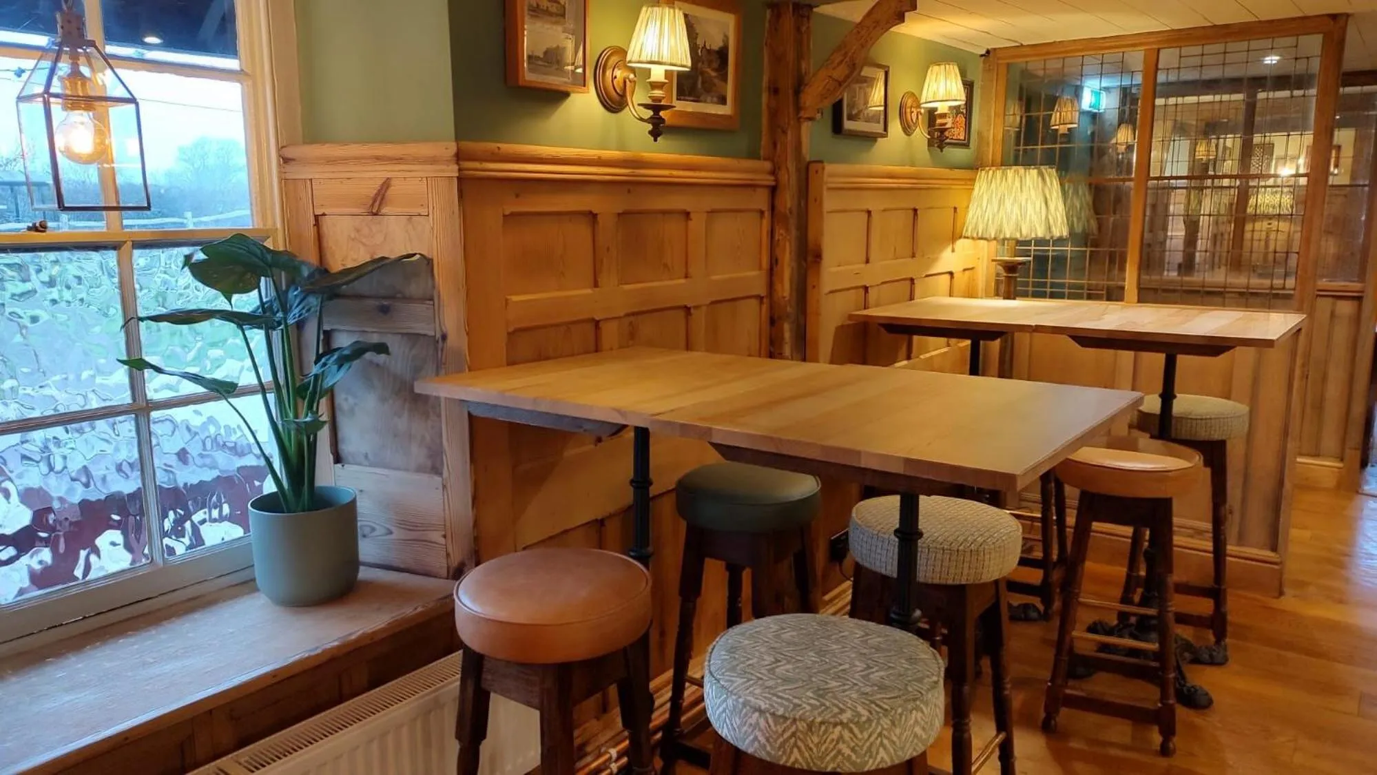 Lounge or bar in The Red Lion