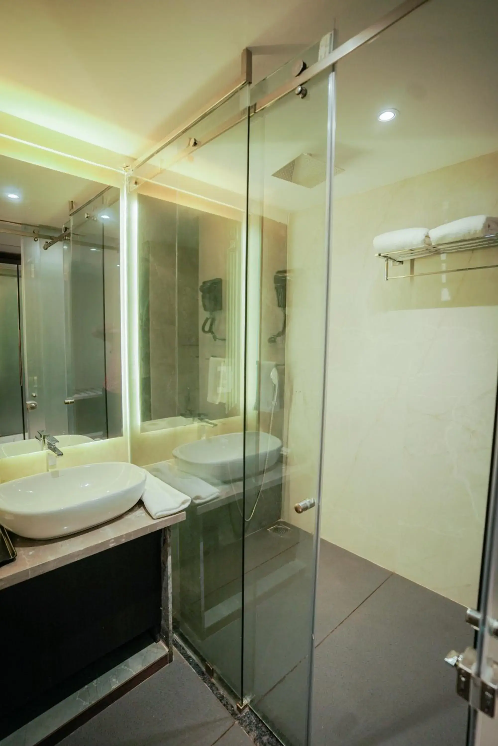 Bathroom in Royal Ritz Bathroom in Royal Ritz